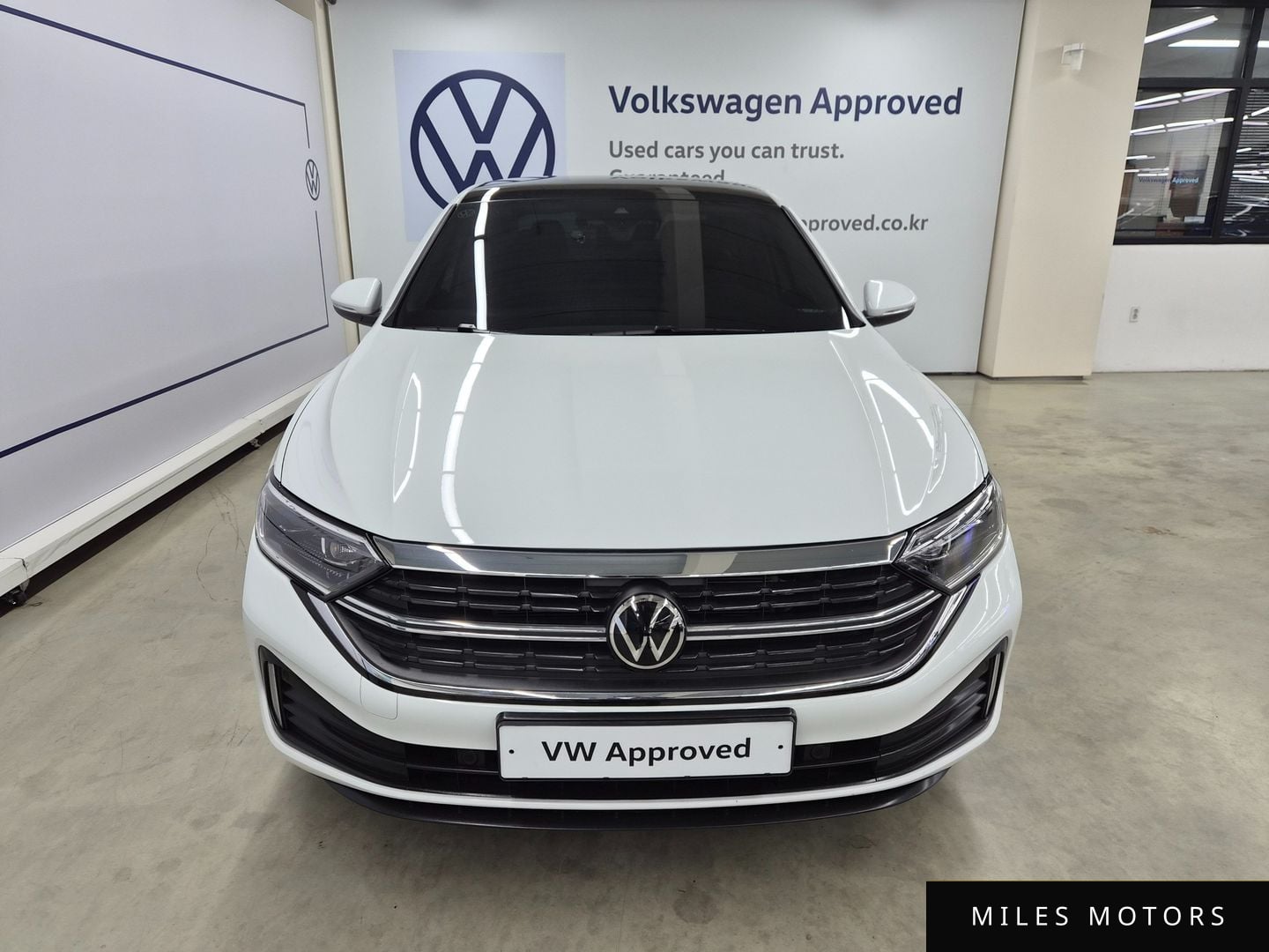 Volkswagen Jetta 2024 — миниатюра 3