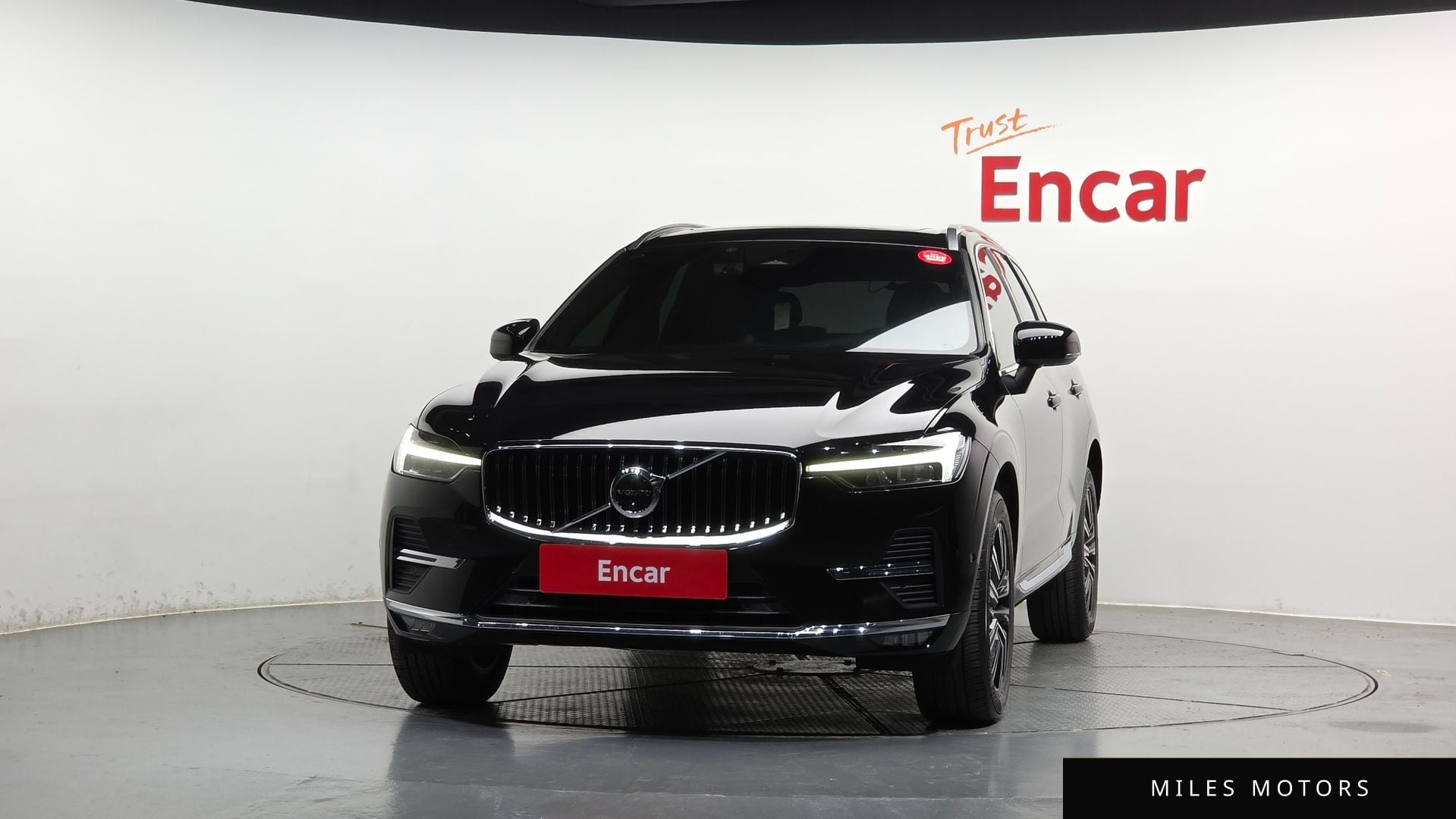 Volvo XC60 2022 — миниатюра 3
