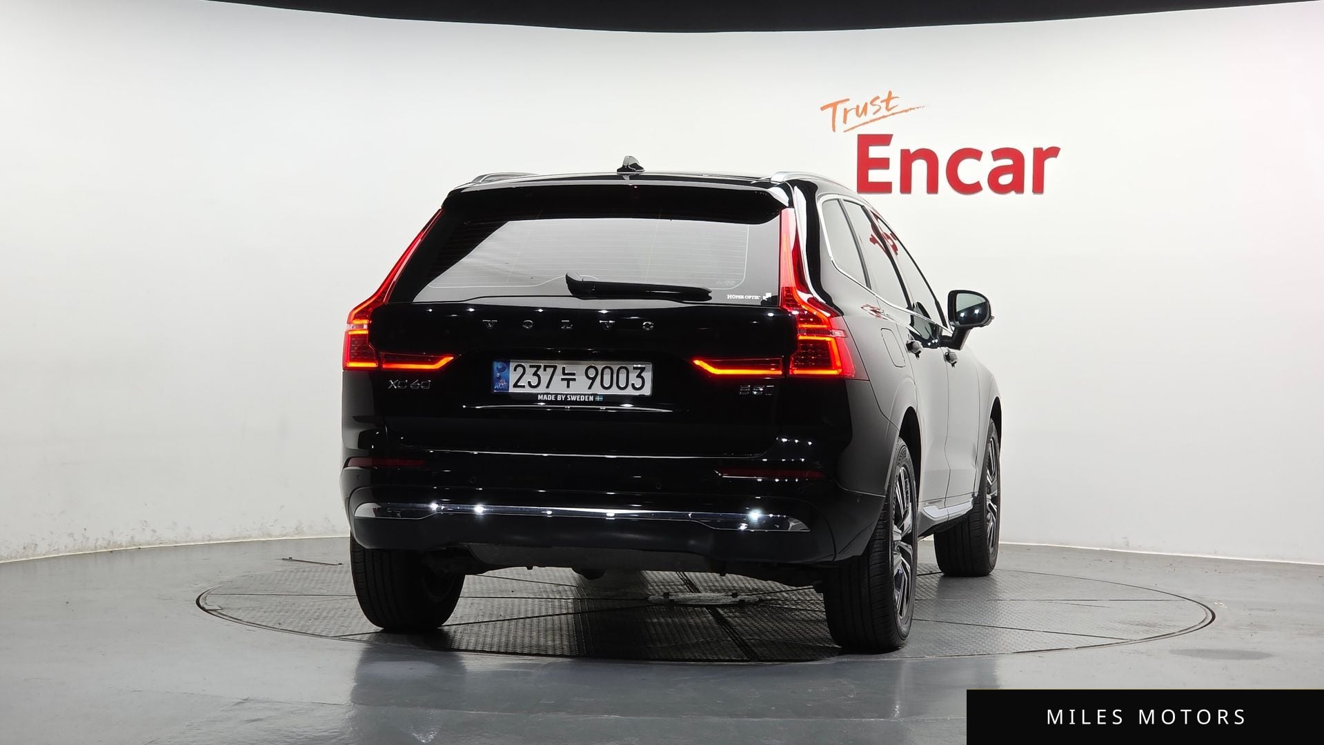 Volvo XC60 2022 — миниатюра 4
