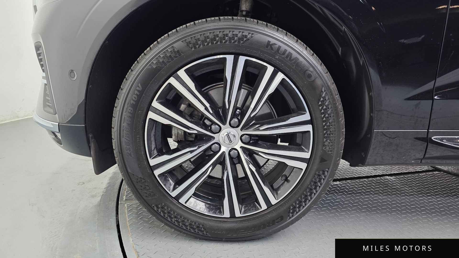 Volvo XC60 2022 — миниатюра 5