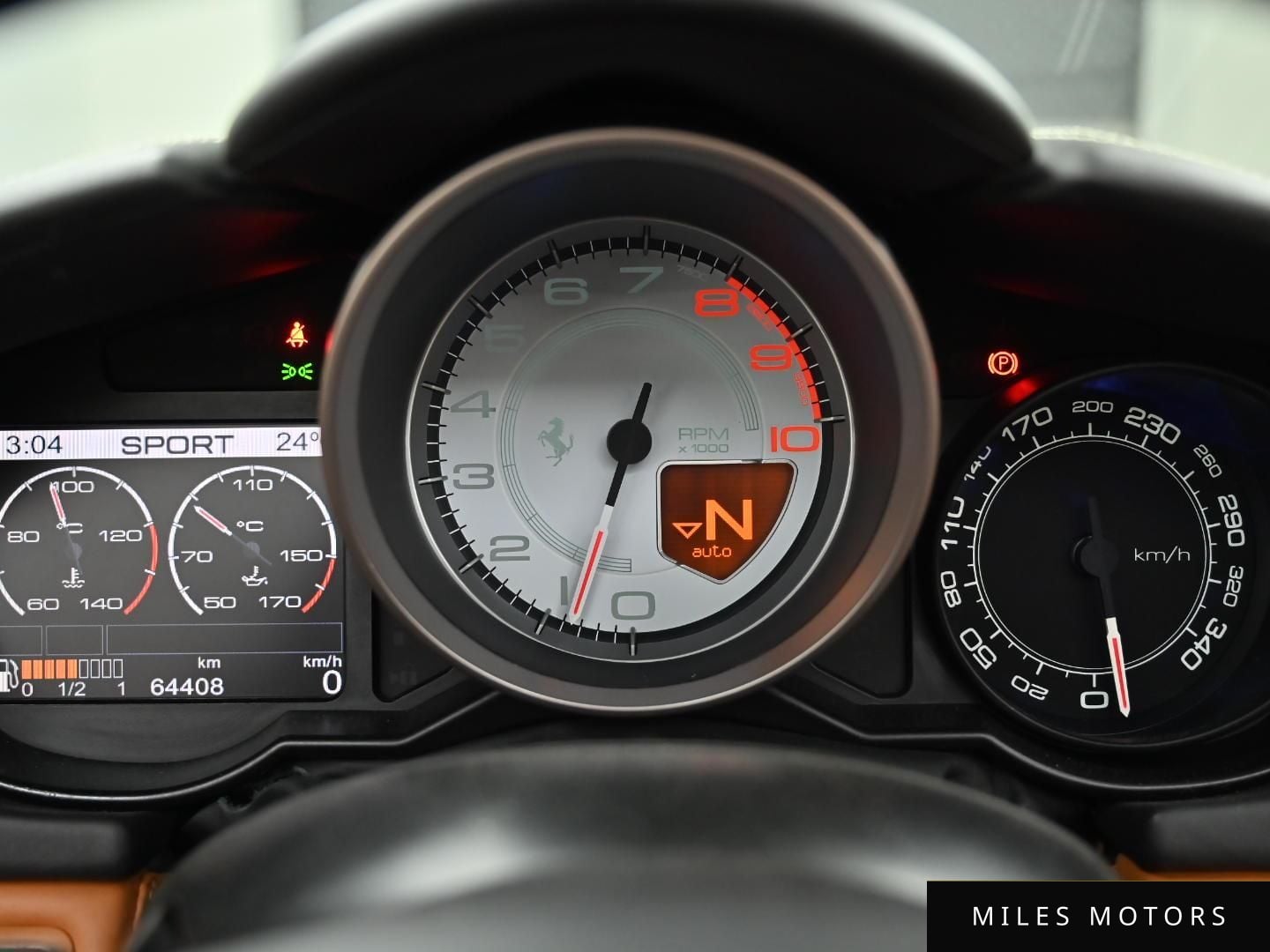 Ferrari 캘리포니아 2013 — миниатюра 8