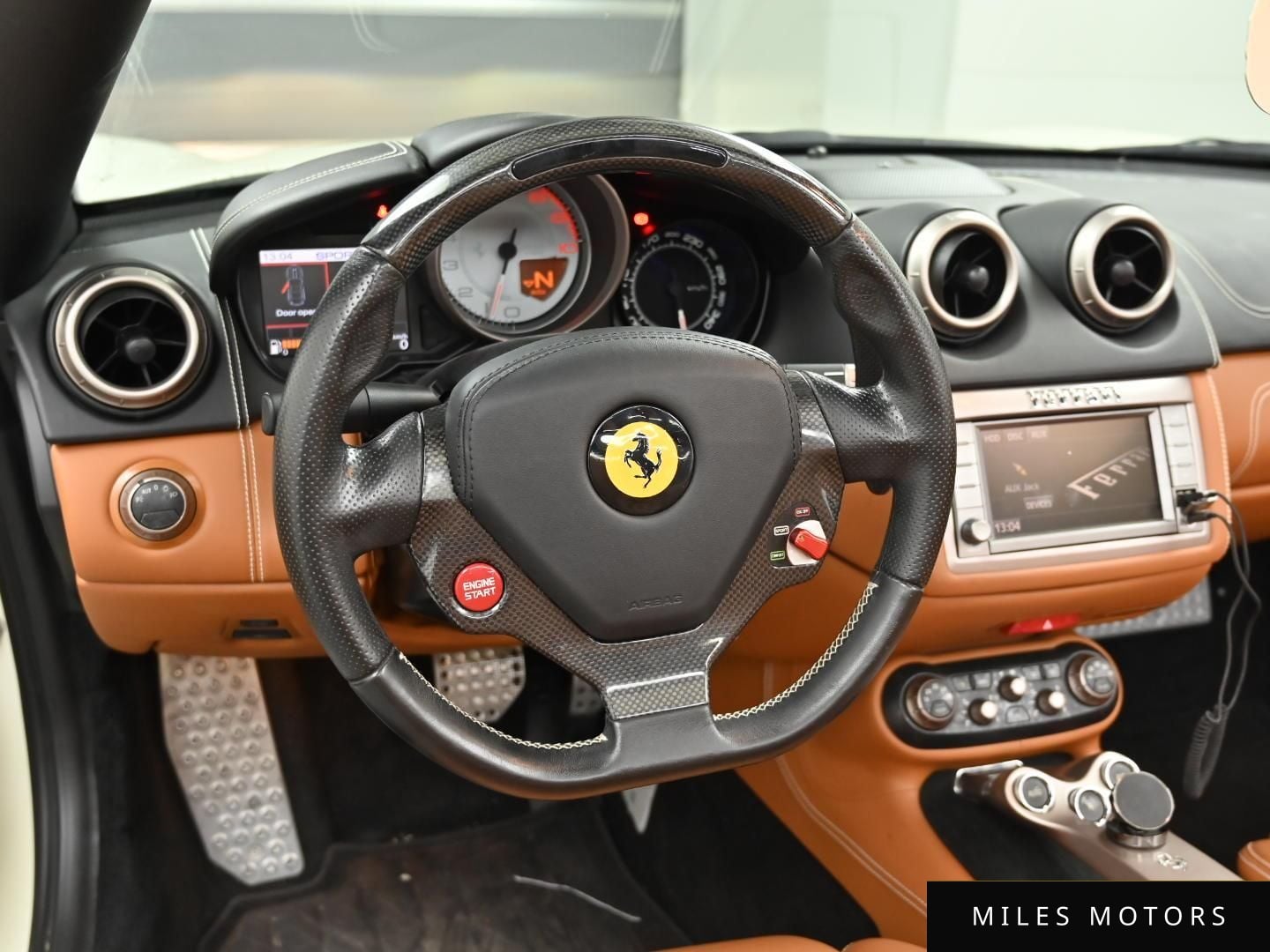 Ferrari 캘리포니아 2013 — миниатюра 13
