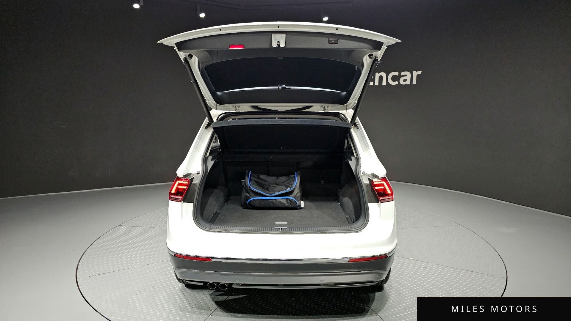 Volkswagen Tiguan 2020 — миниатюра 20