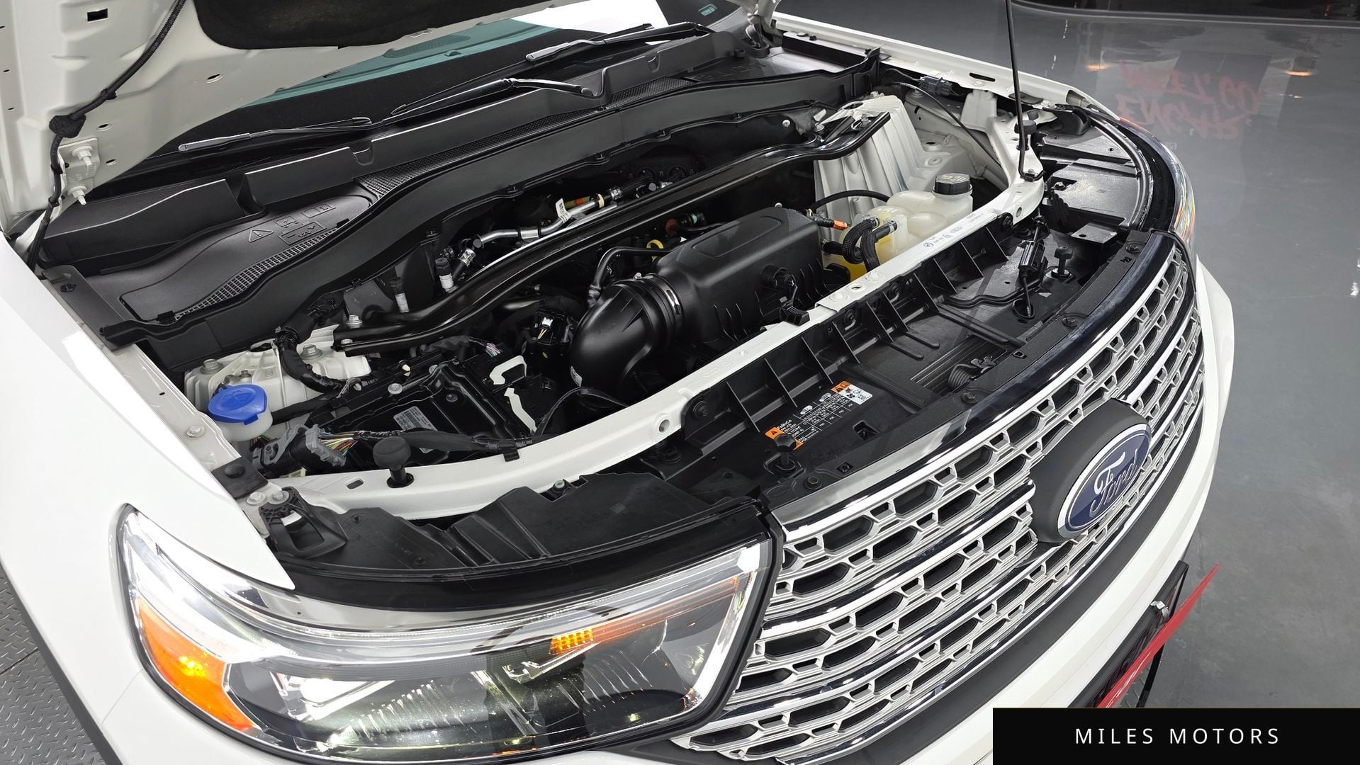 Ford Explorer 2023 — миниатюра 6