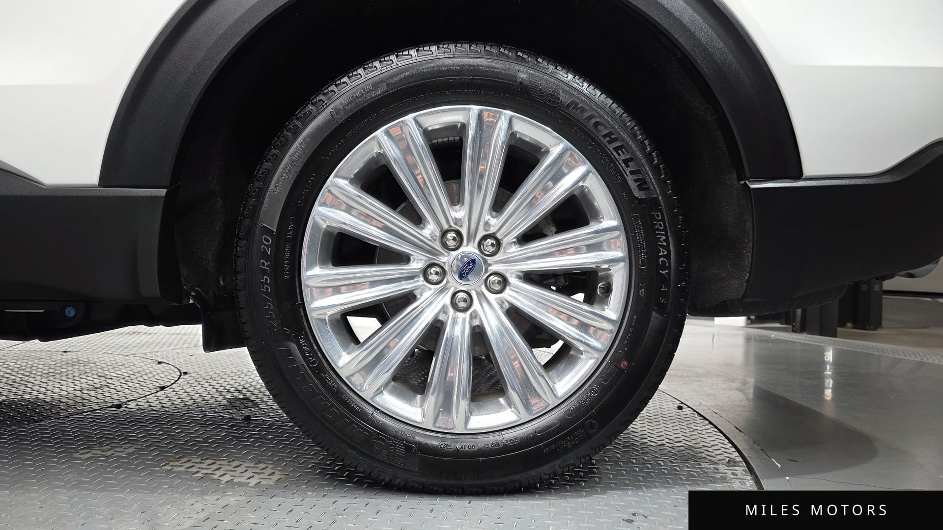Ford Explorer 2023 — миниатюра 7
