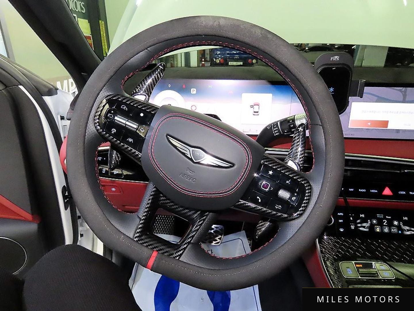 Genesis GV70 2025 — миниатюра 8