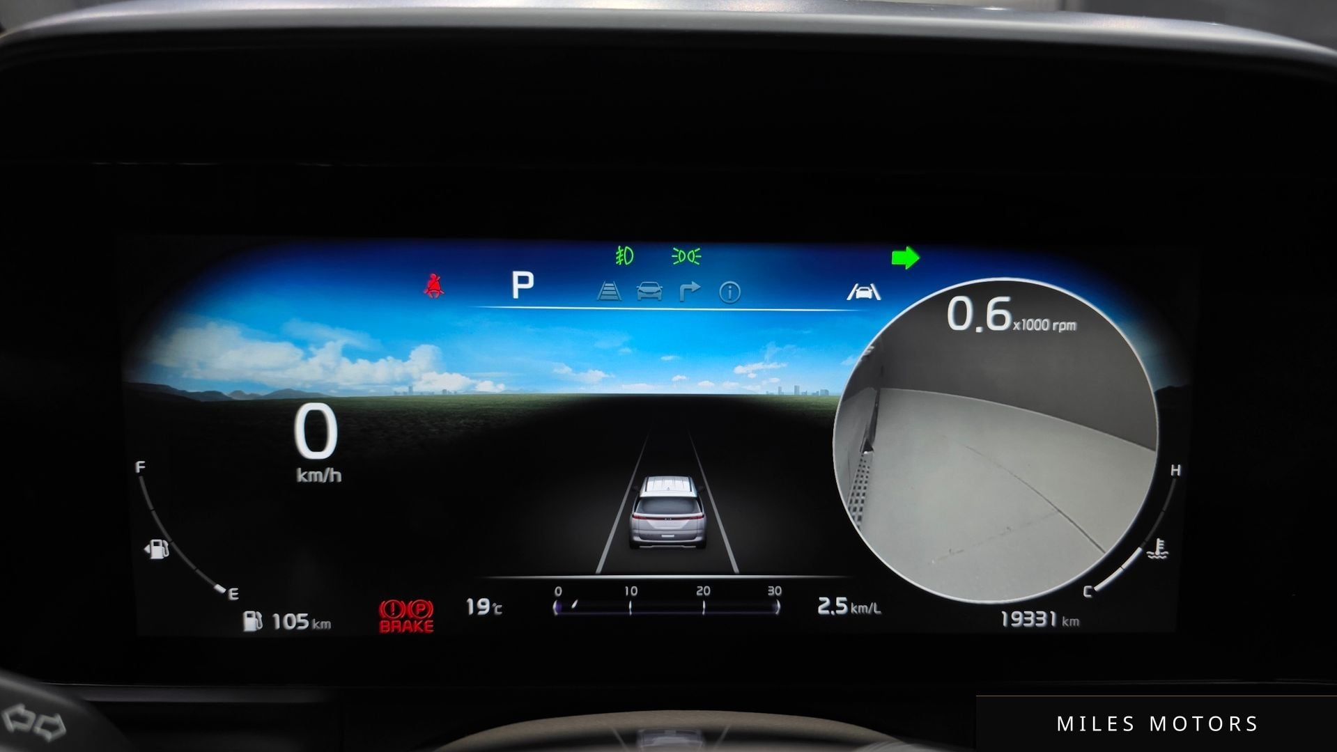Kia Carnival 2021 — миниатюра 11