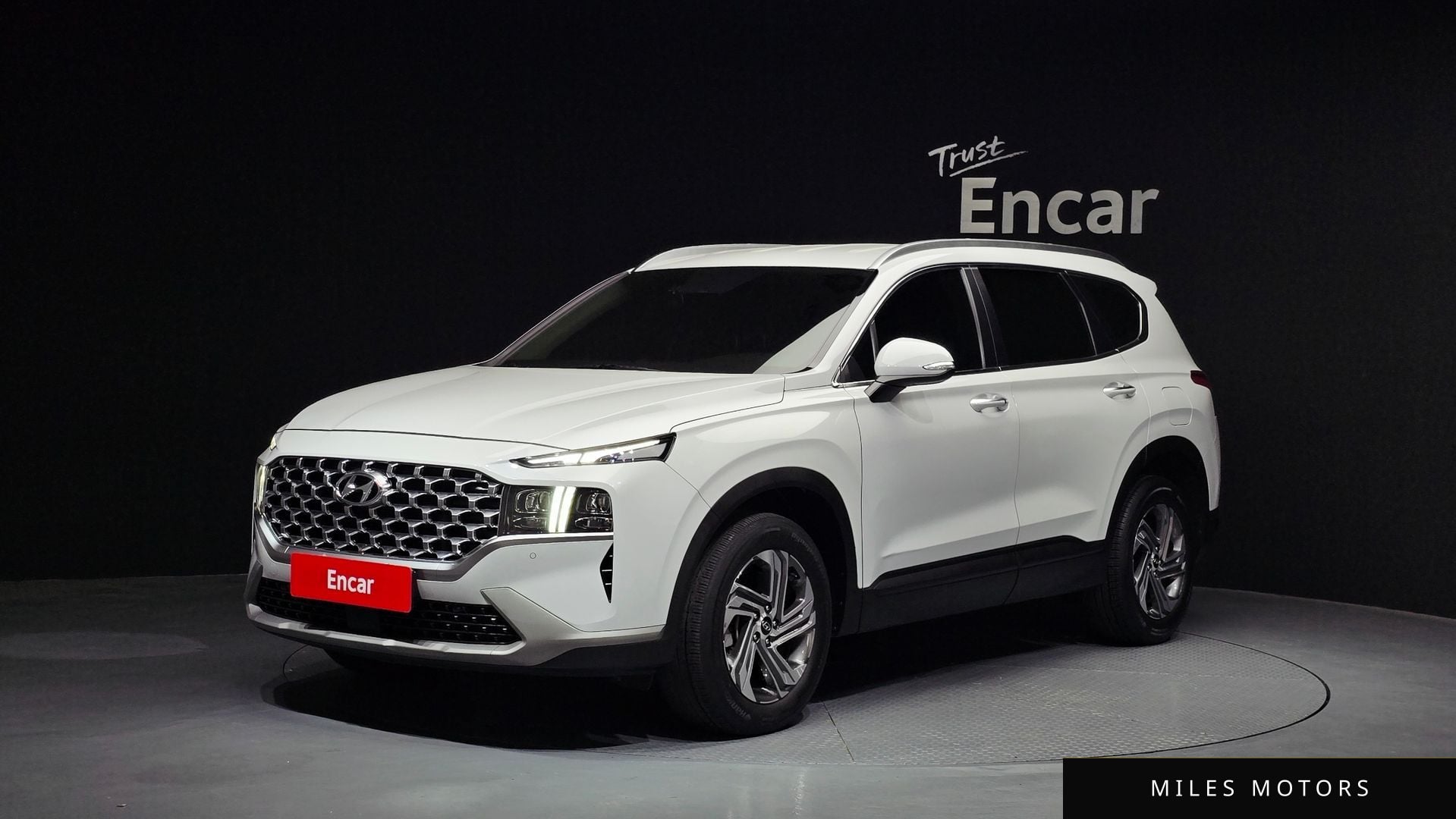 Hyundai Santafe 2021 — фото 1 из 12