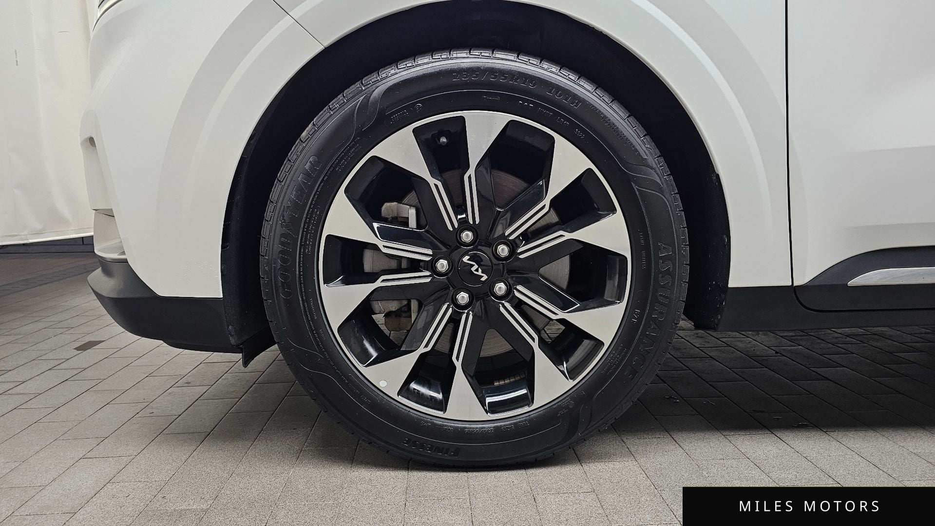 Kia Carnival 2023 — миниатюра 5