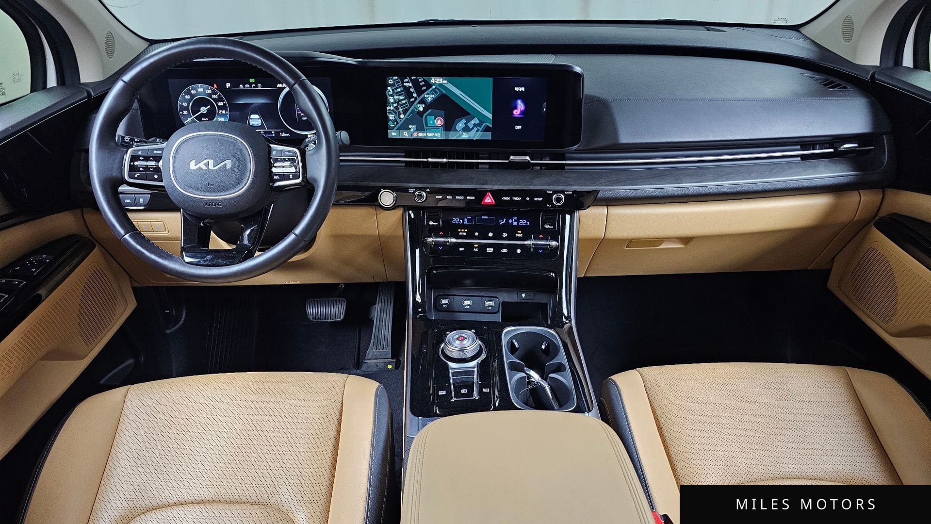 Kia Carnival 2023 — миниатюра 10