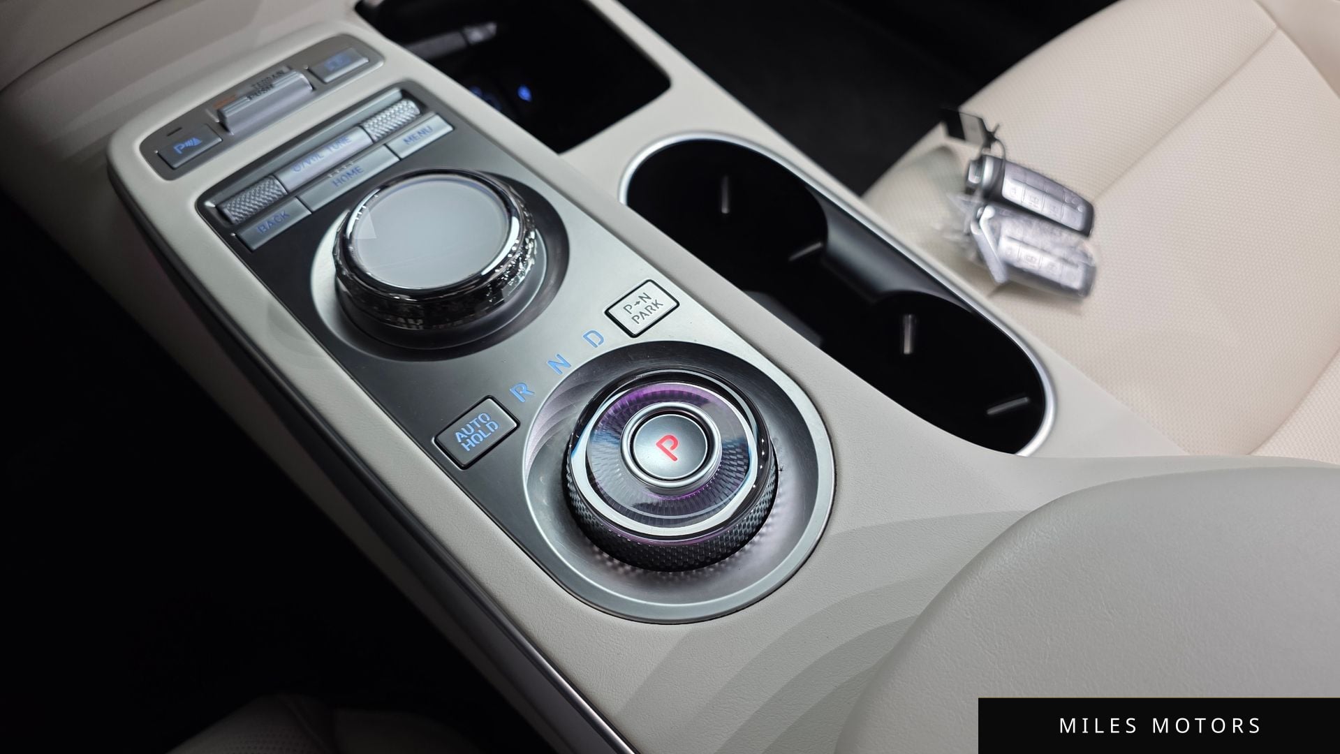 Genesis GV70 2022 — миниатюра 9