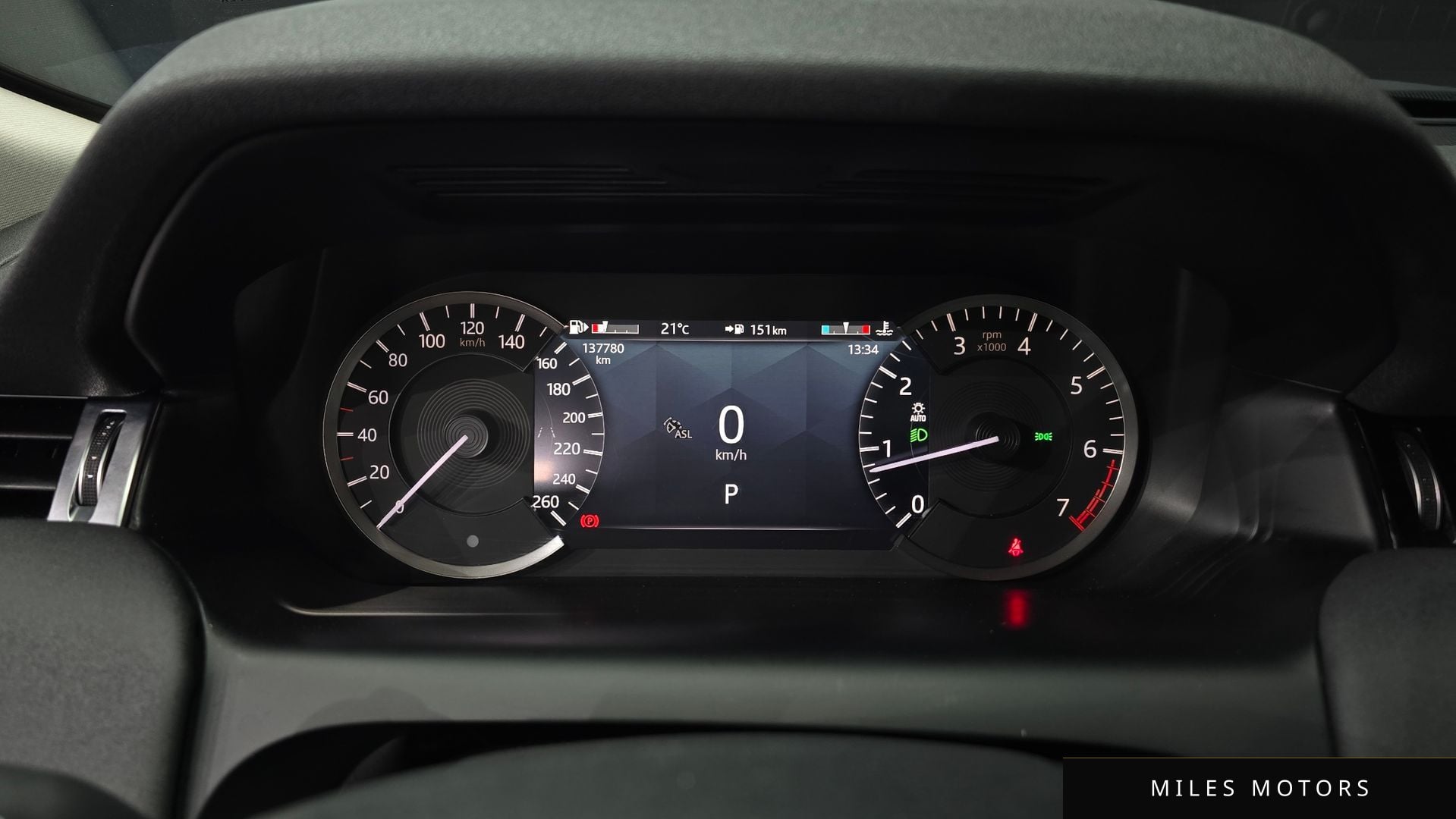 Land Rover Discovery Sport 2021 — миниатюра 8