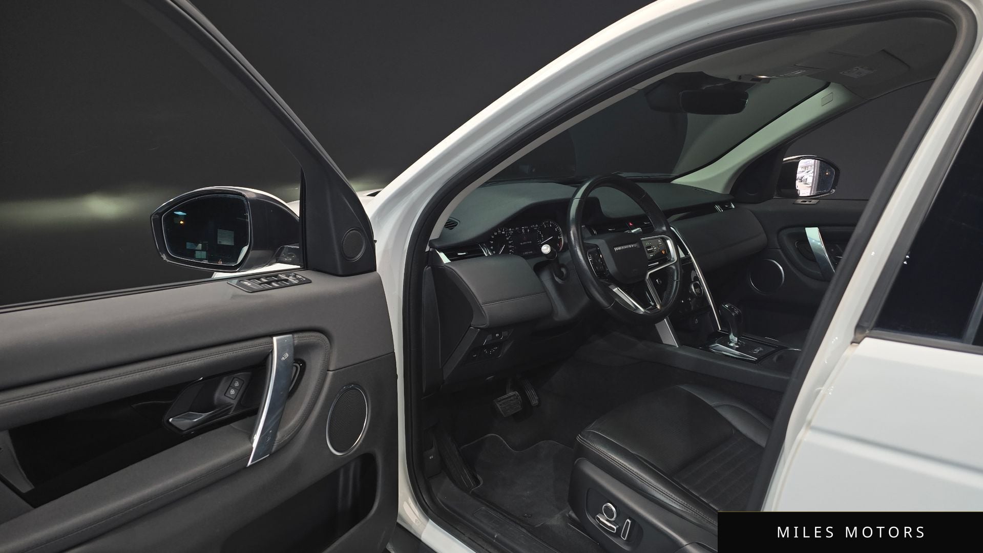 Land Rover Discovery Sport 2021 — миниатюра 10