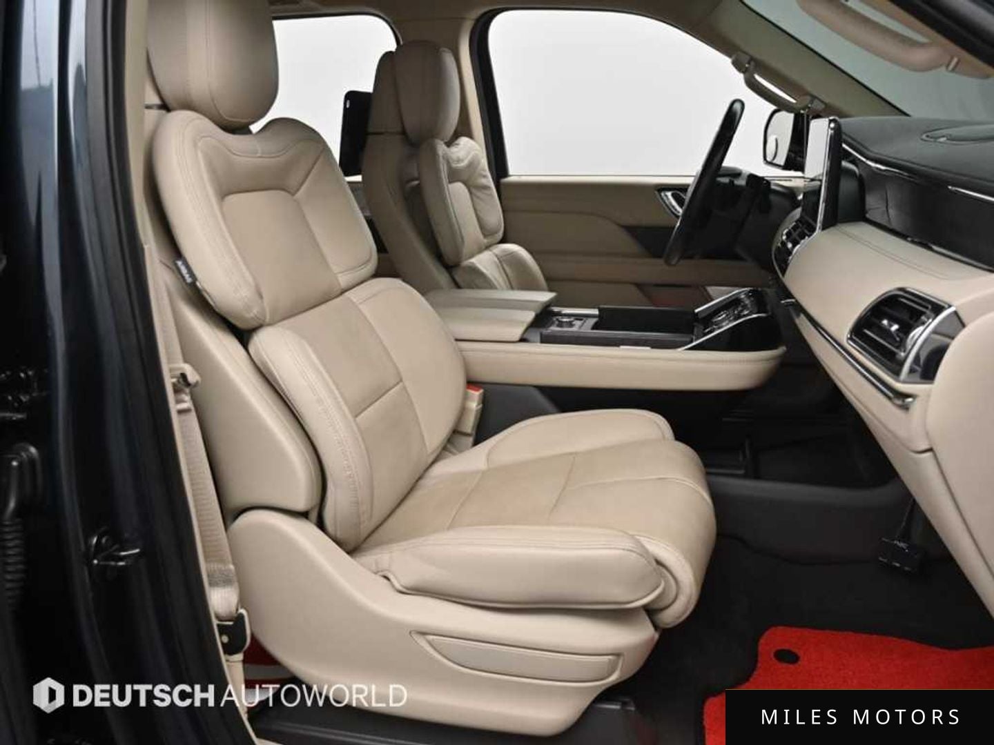 Lincoln Navigator 2021 — миниатюра 9