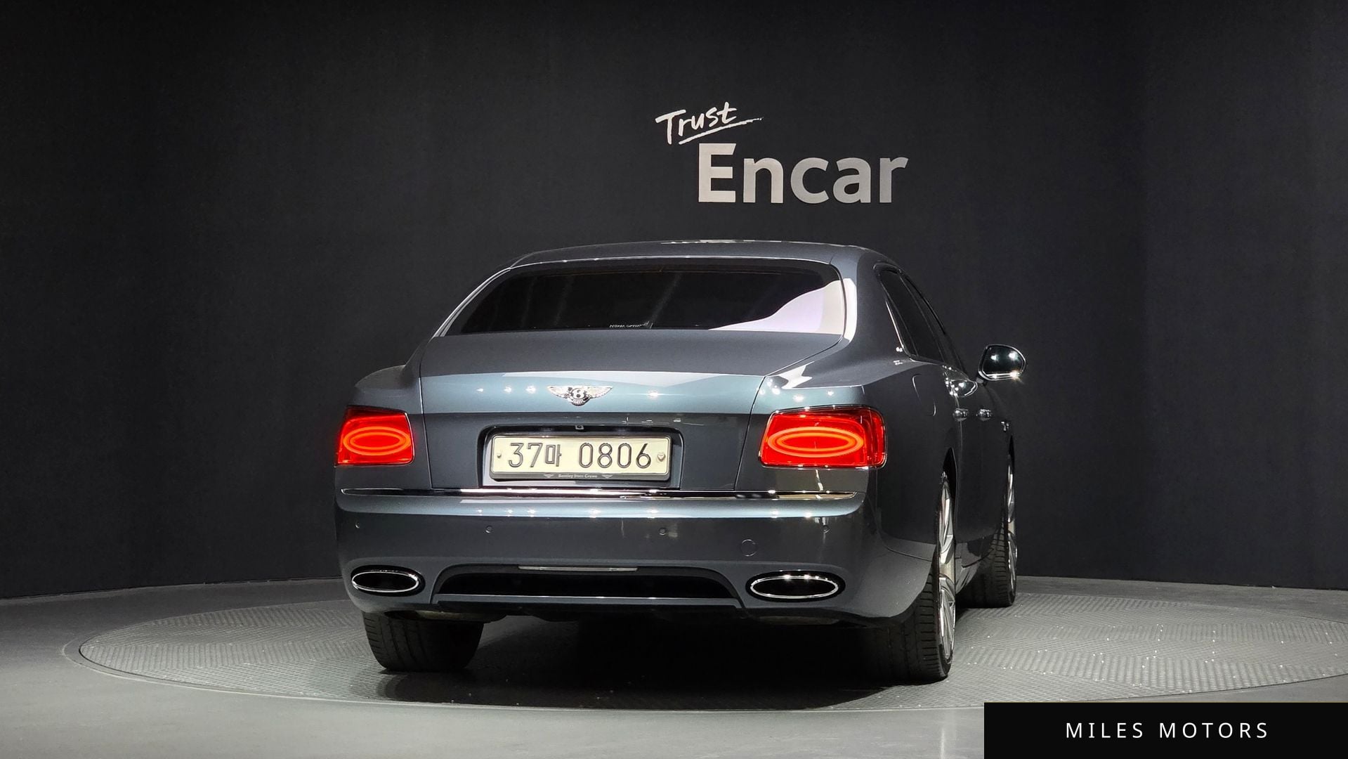 Bentley 플라잉스퍼 2015 — миниатюра 4