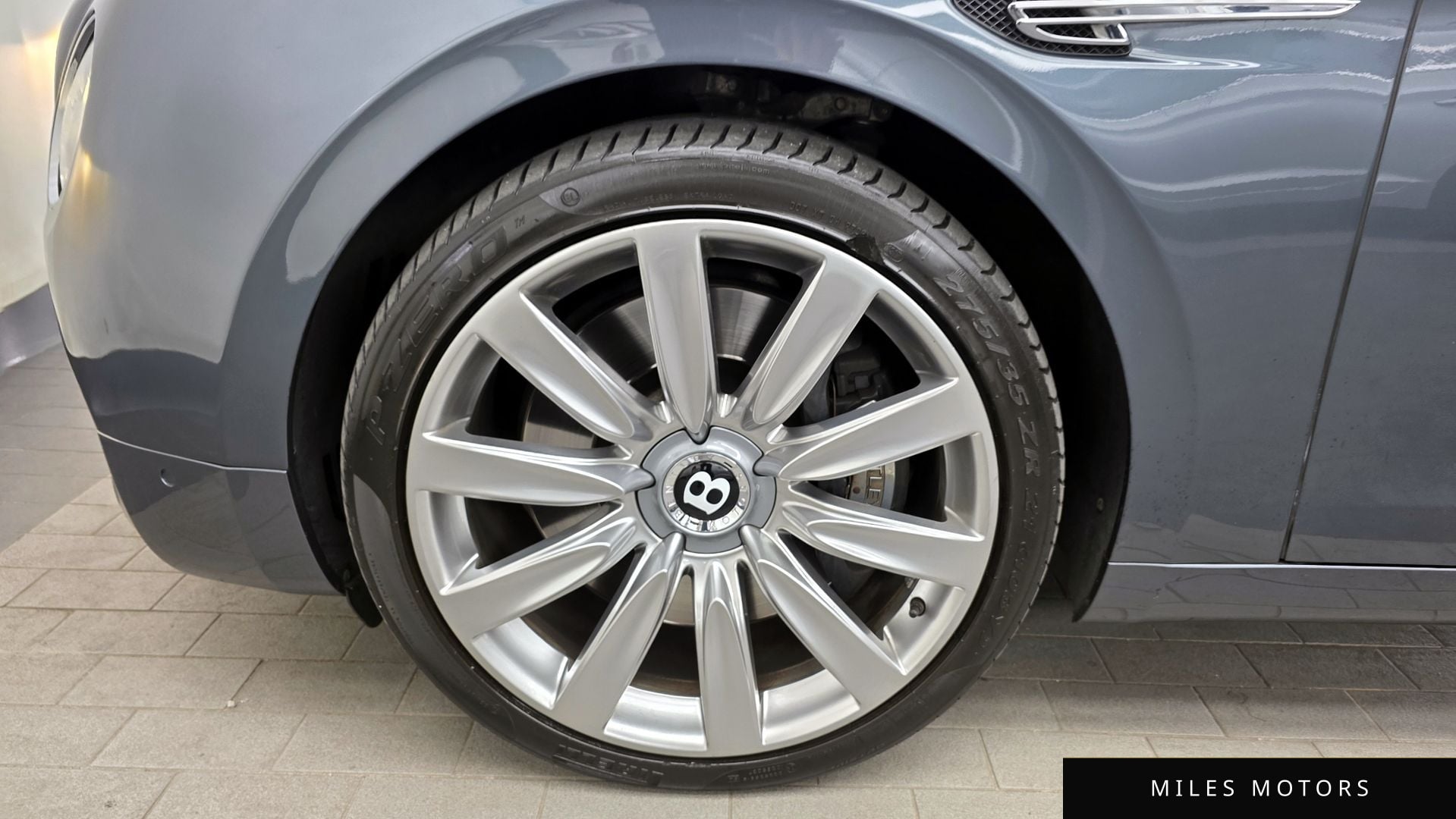 Bentley 플라잉스퍼 2015 — миниатюра 5