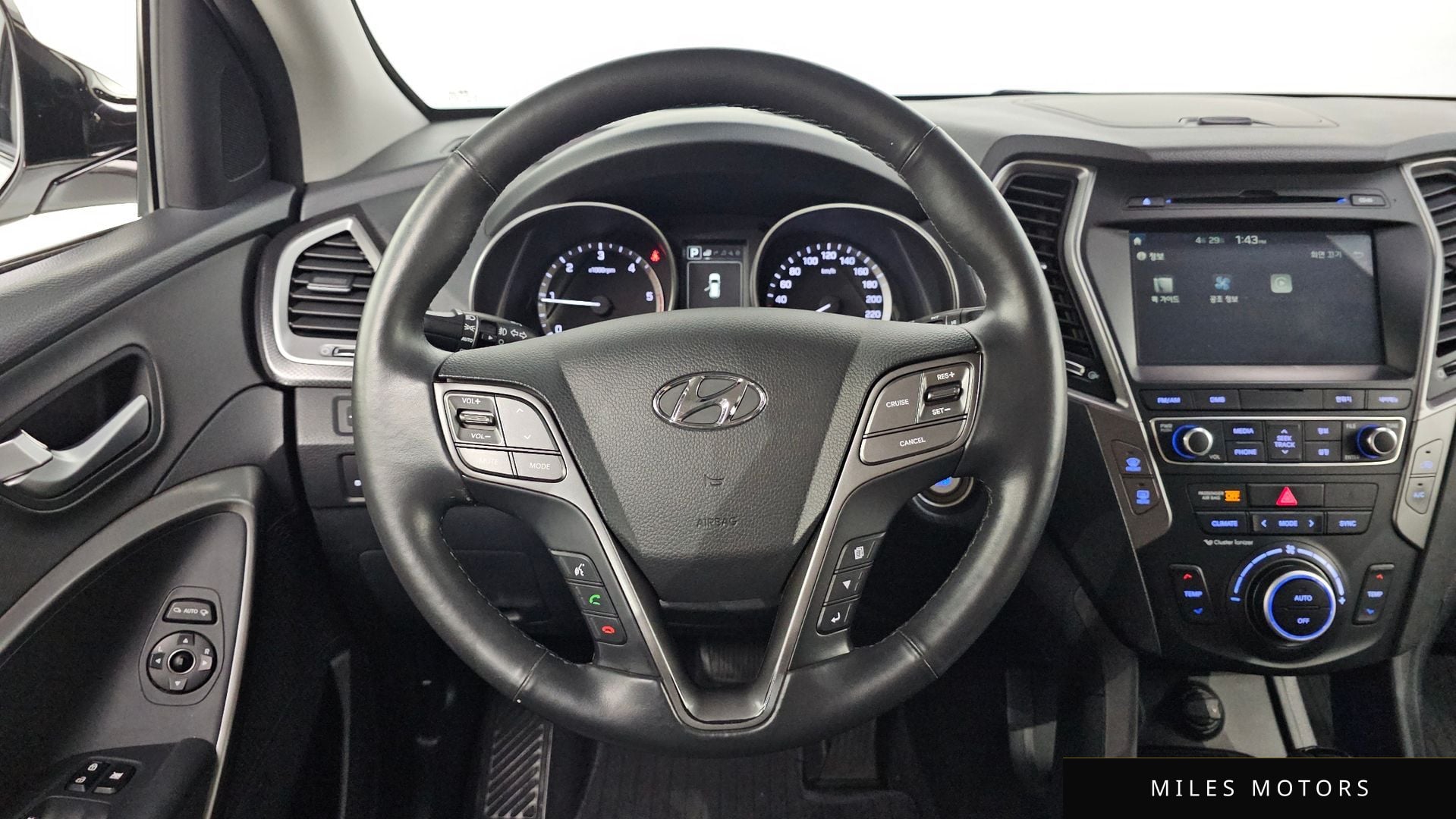 Hyundai Santafe 2018 — миниатюра 18