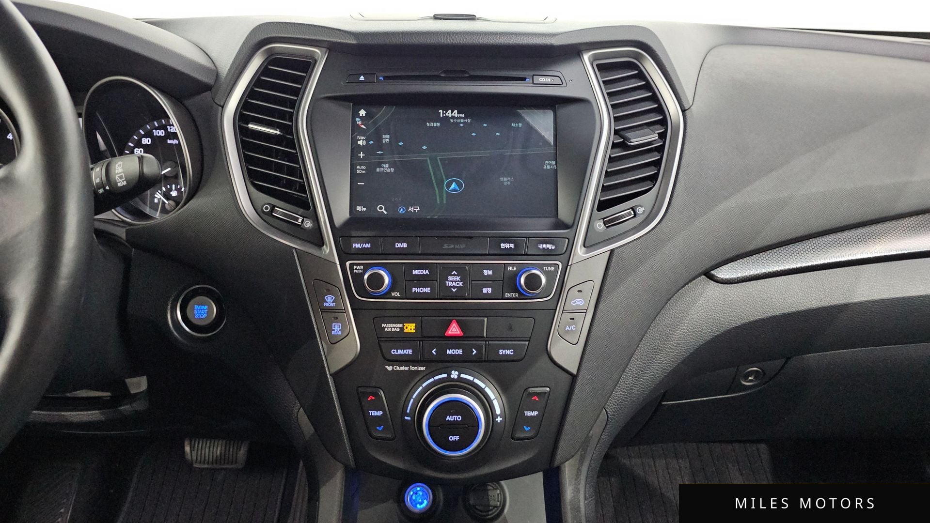 Hyundai Santafe 2018 — миниатюра 19