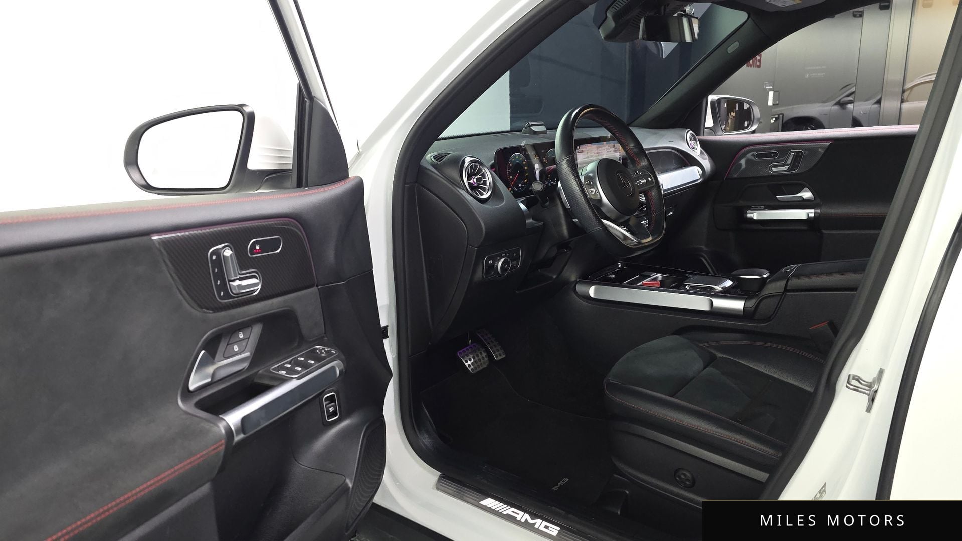 Mercedes-Benz GLB-Class X247 2021 — миниатюра 13