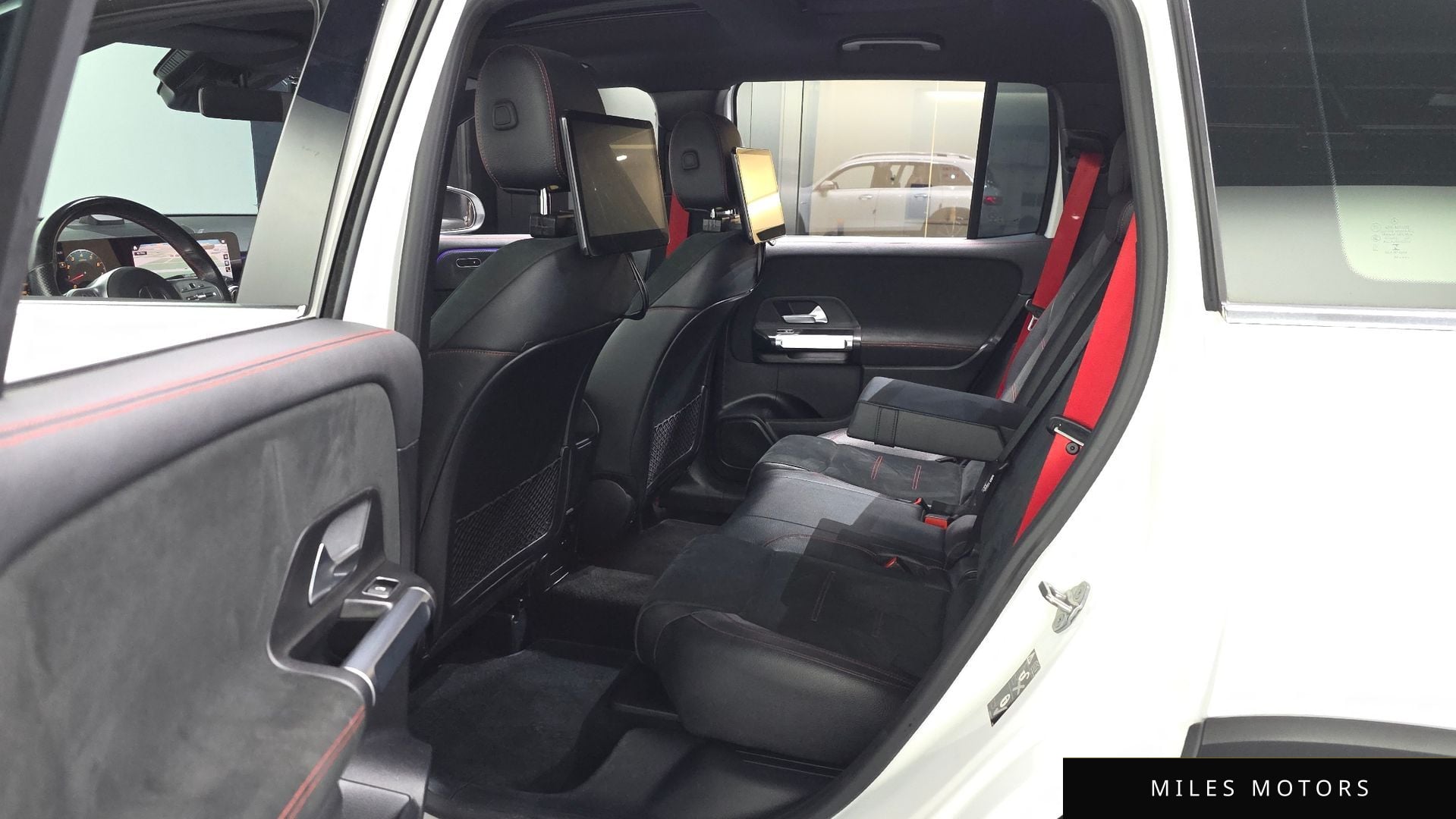 Mercedes-Benz GLB-Class X247 2021 — миниатюра 16