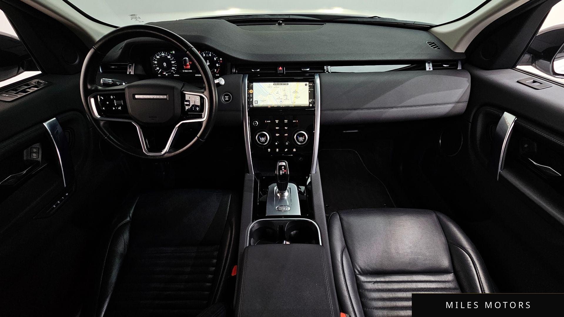 Land Rover Discovery Sport 2022 — миниатюра 10