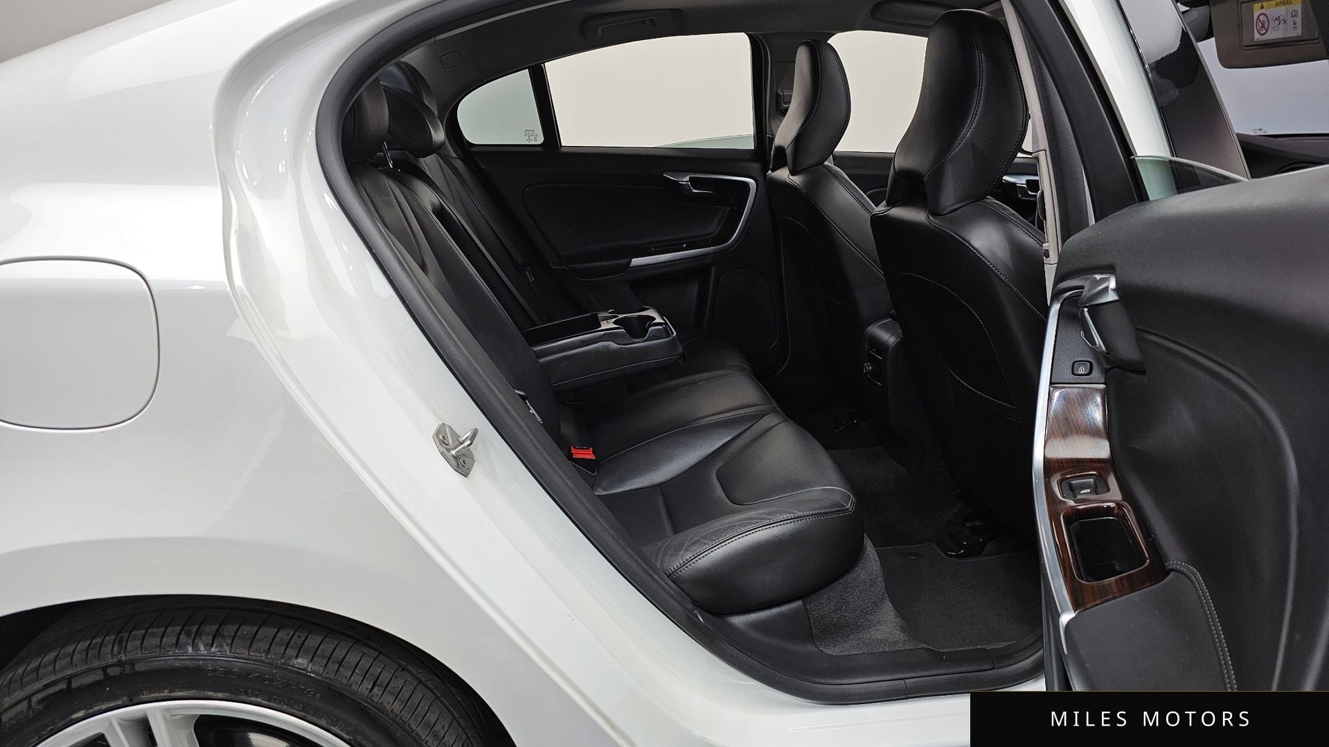 Volvo S60 2017 — миниатюра 11