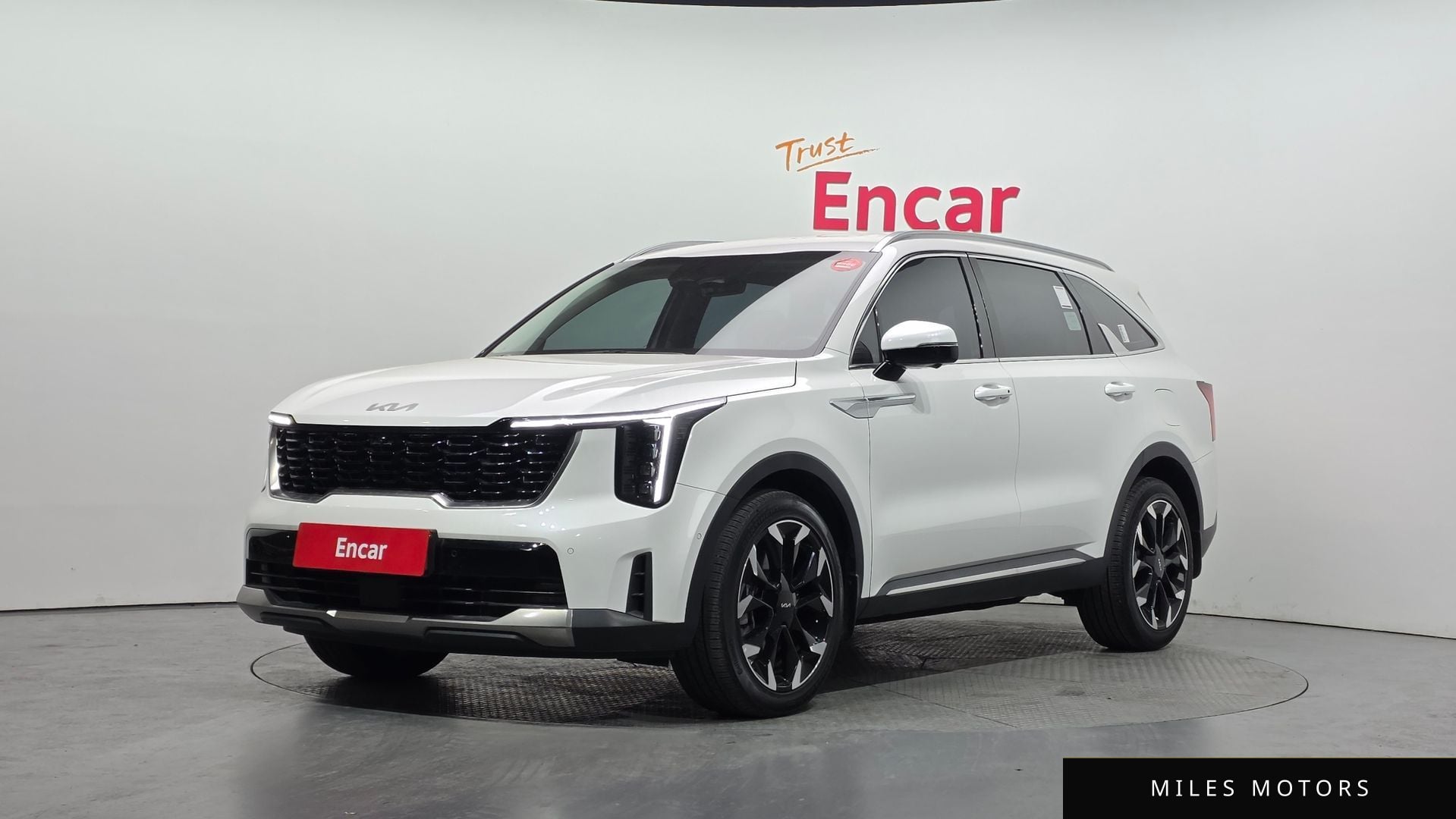 Kia Sorento 2024 — фото 1 из 12