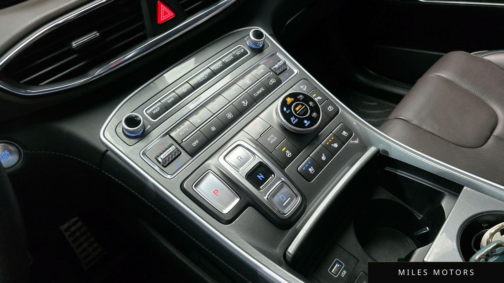 Hyundai Santafe 2023 — миниатюра 12