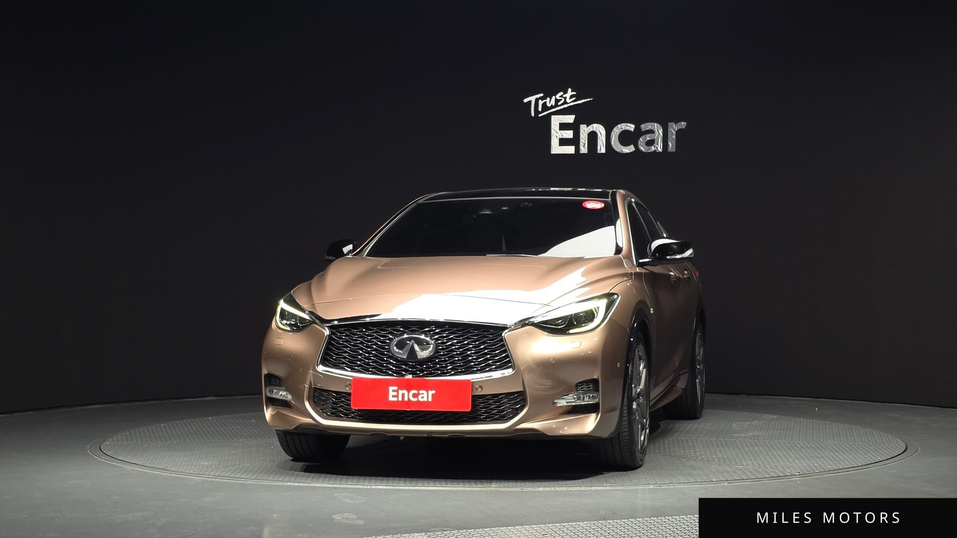 Infiniti Q30 2017 — миниатюра 3