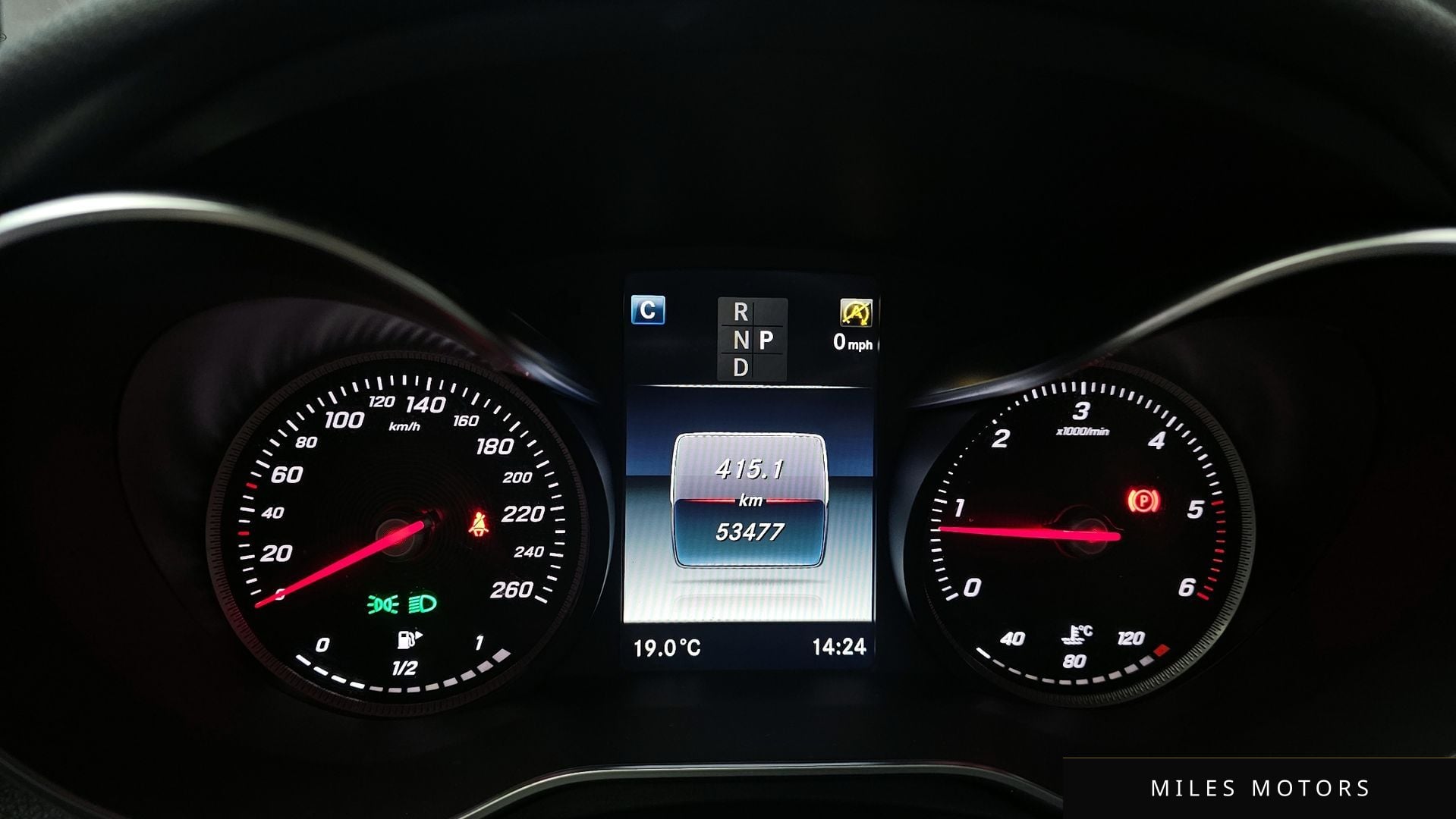 Mercedes-Benz C-Class W205 2018 — миниатюра 11