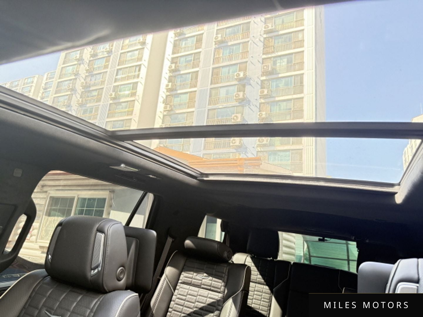 Cadillac Escalade 2021 — миниатюра 8