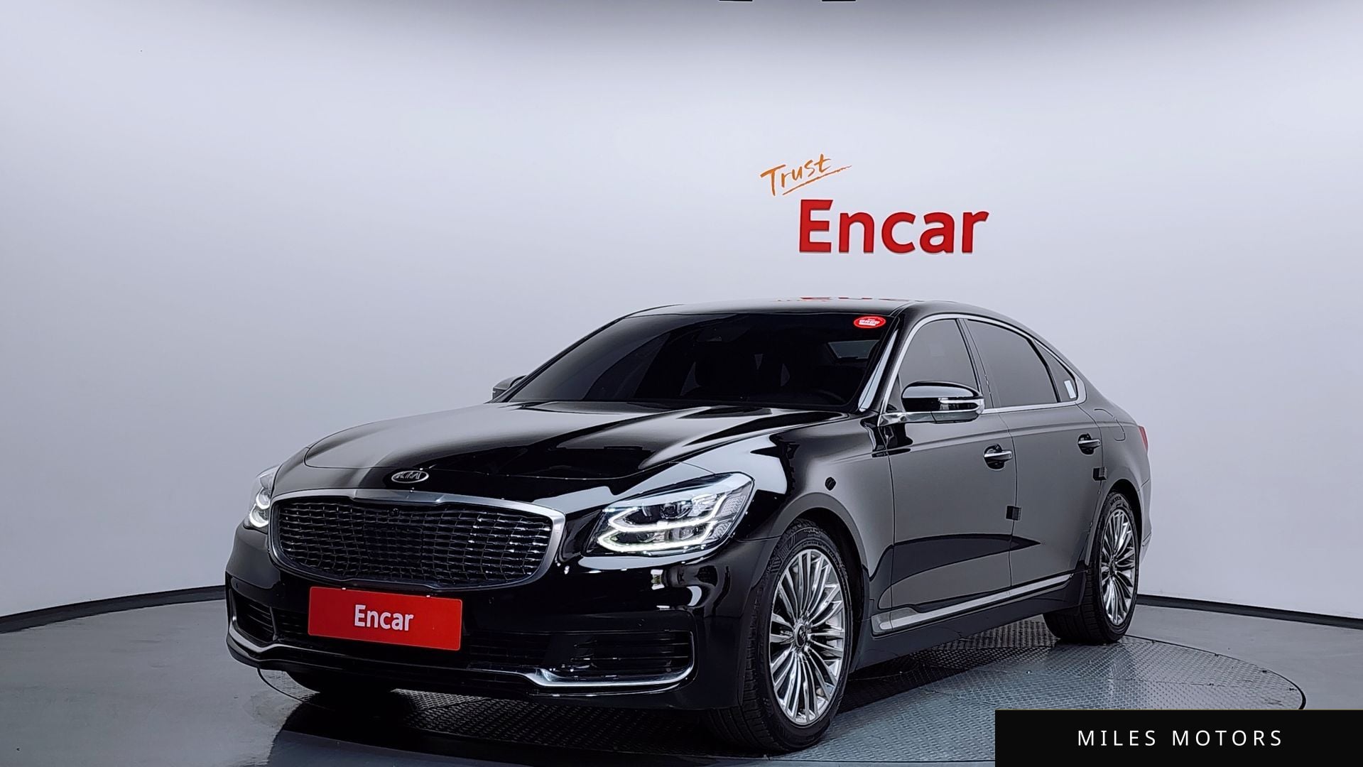 Kia K9 2019 — фото 1 из 12