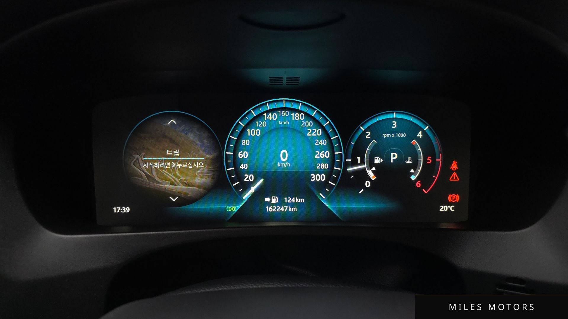 Jaguar F-PACE 2018 — миниатюра 8