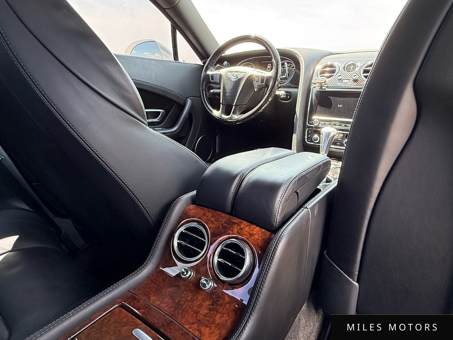 Bentley Continental GT 2012 — миниатюра 19