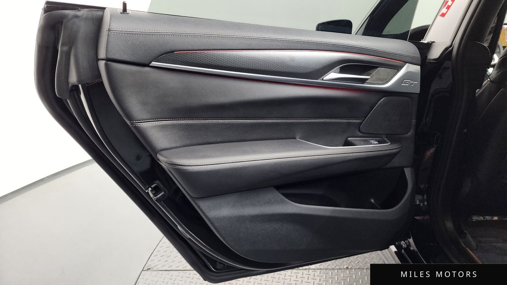 BMW 6시리즈 GT (G32) 2023 — миниатюра 14