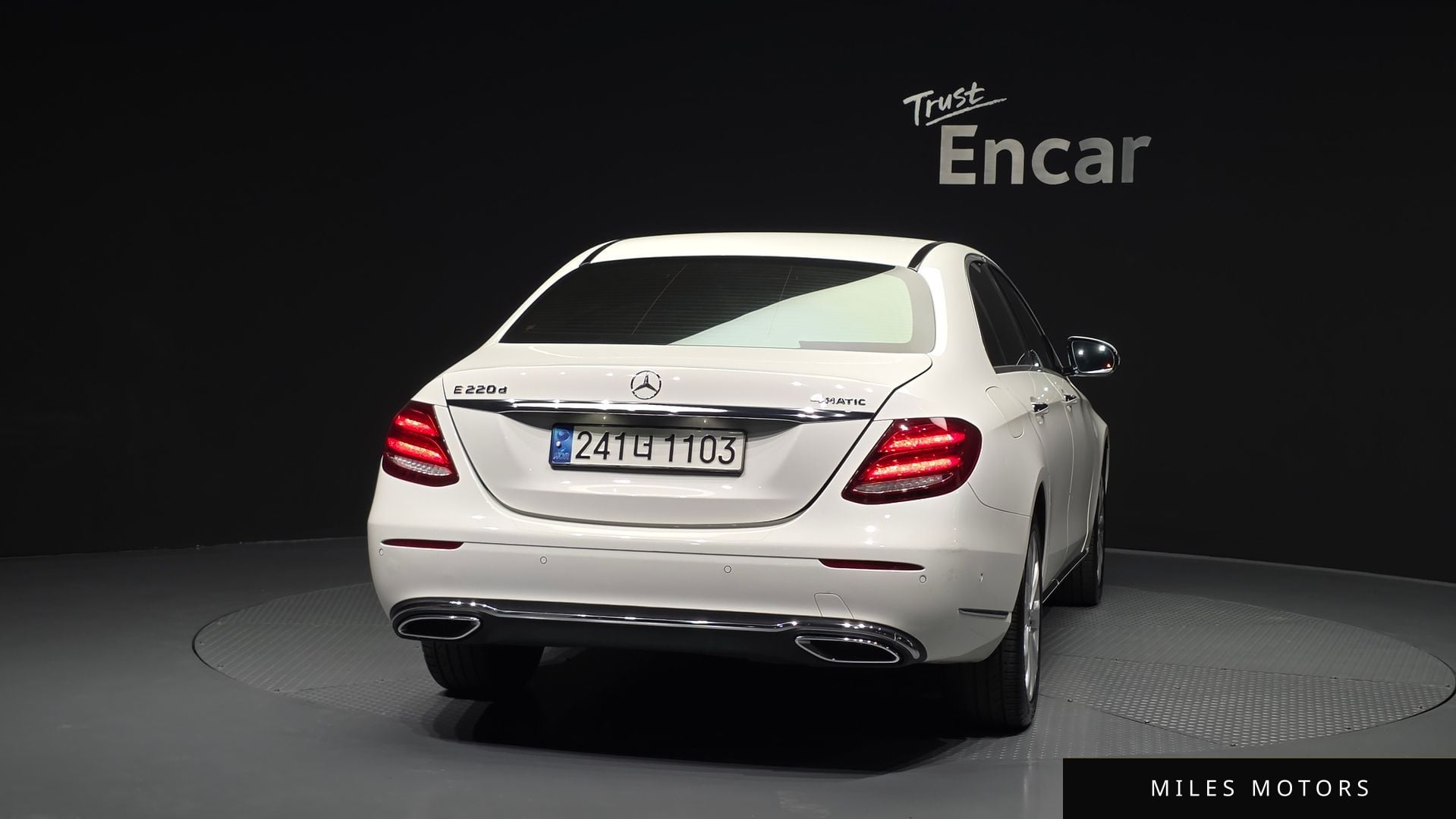 Mercedes-Benz E-Class W213 2017 — миниатюра 4