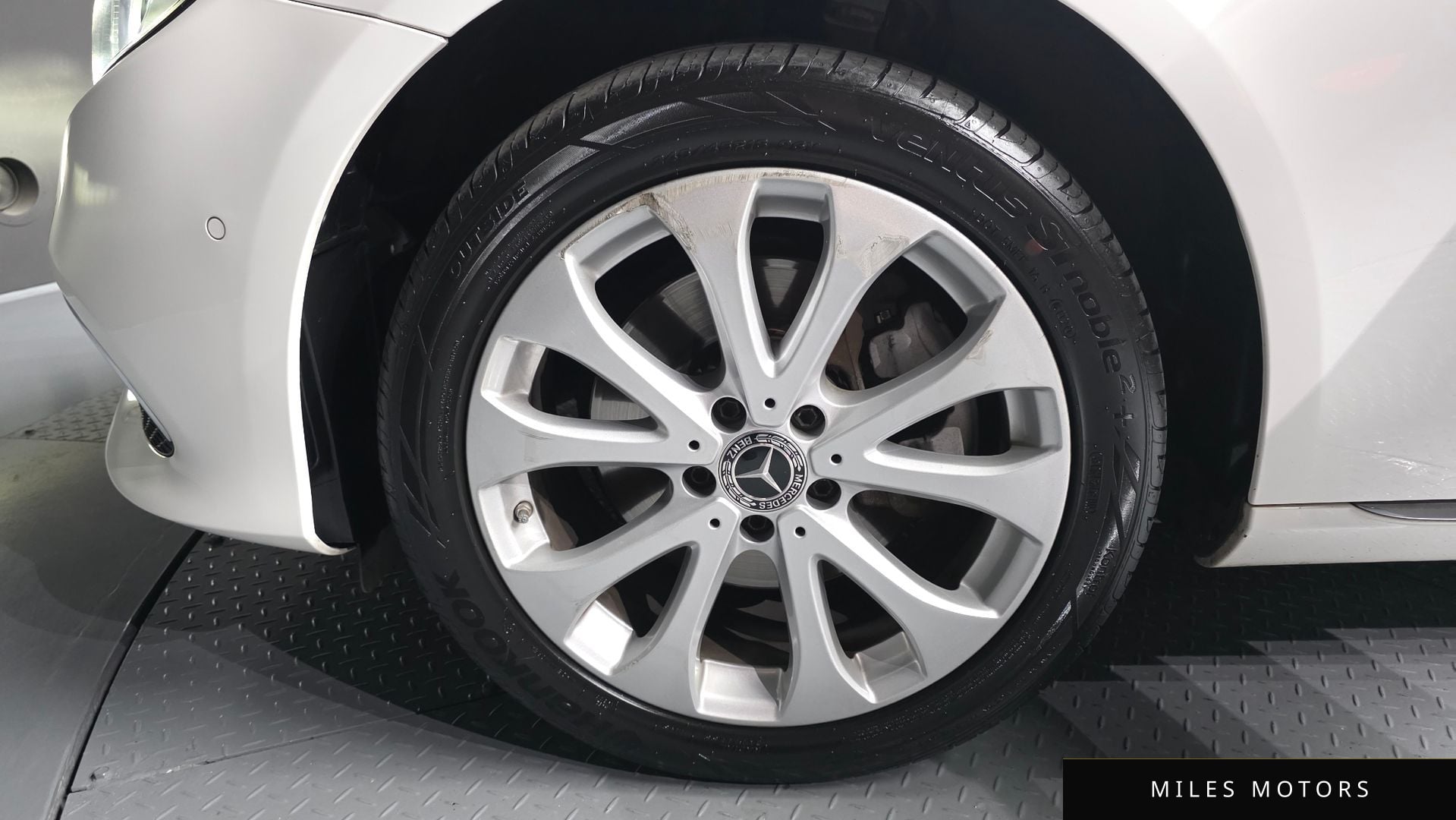 Mercedes-Benz E-Class W213 2017 — миниатюра 5