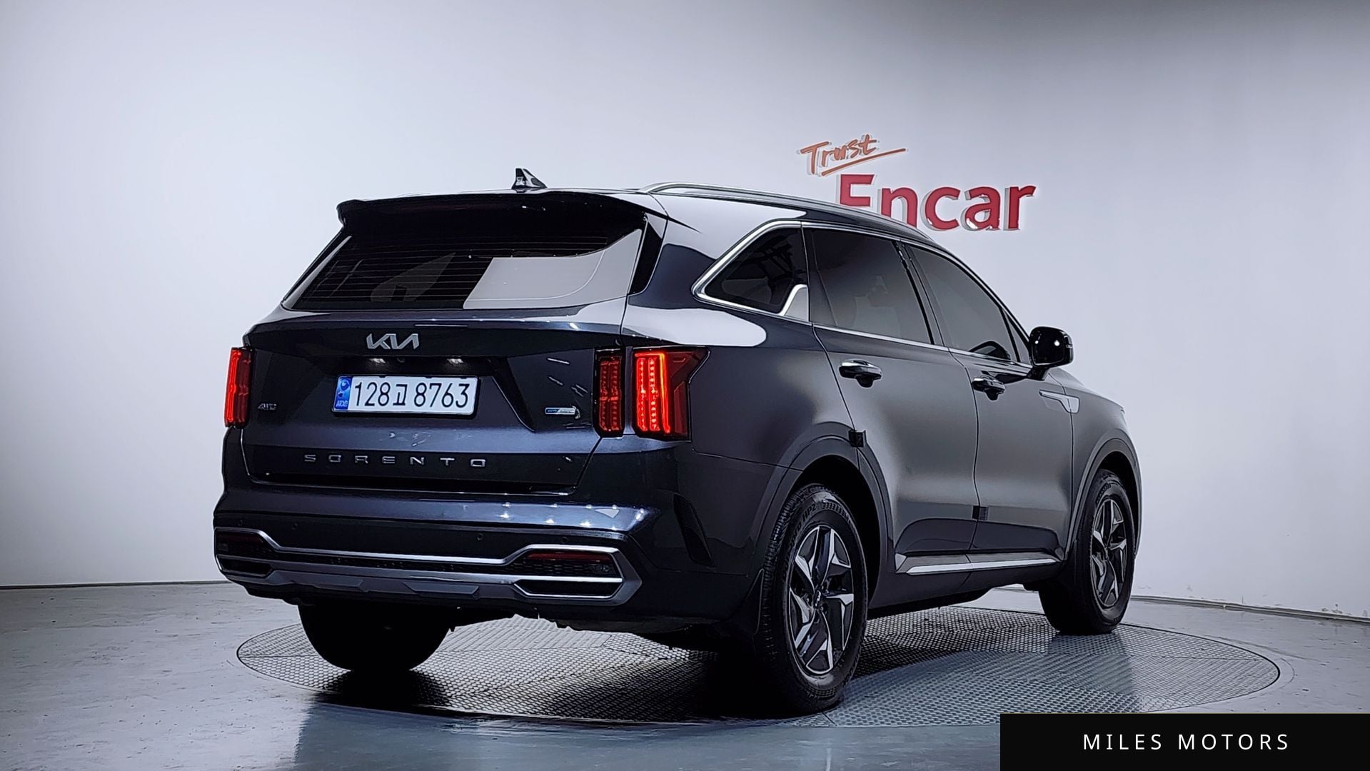 Kia Sorento 2022 — фото 1 из 12