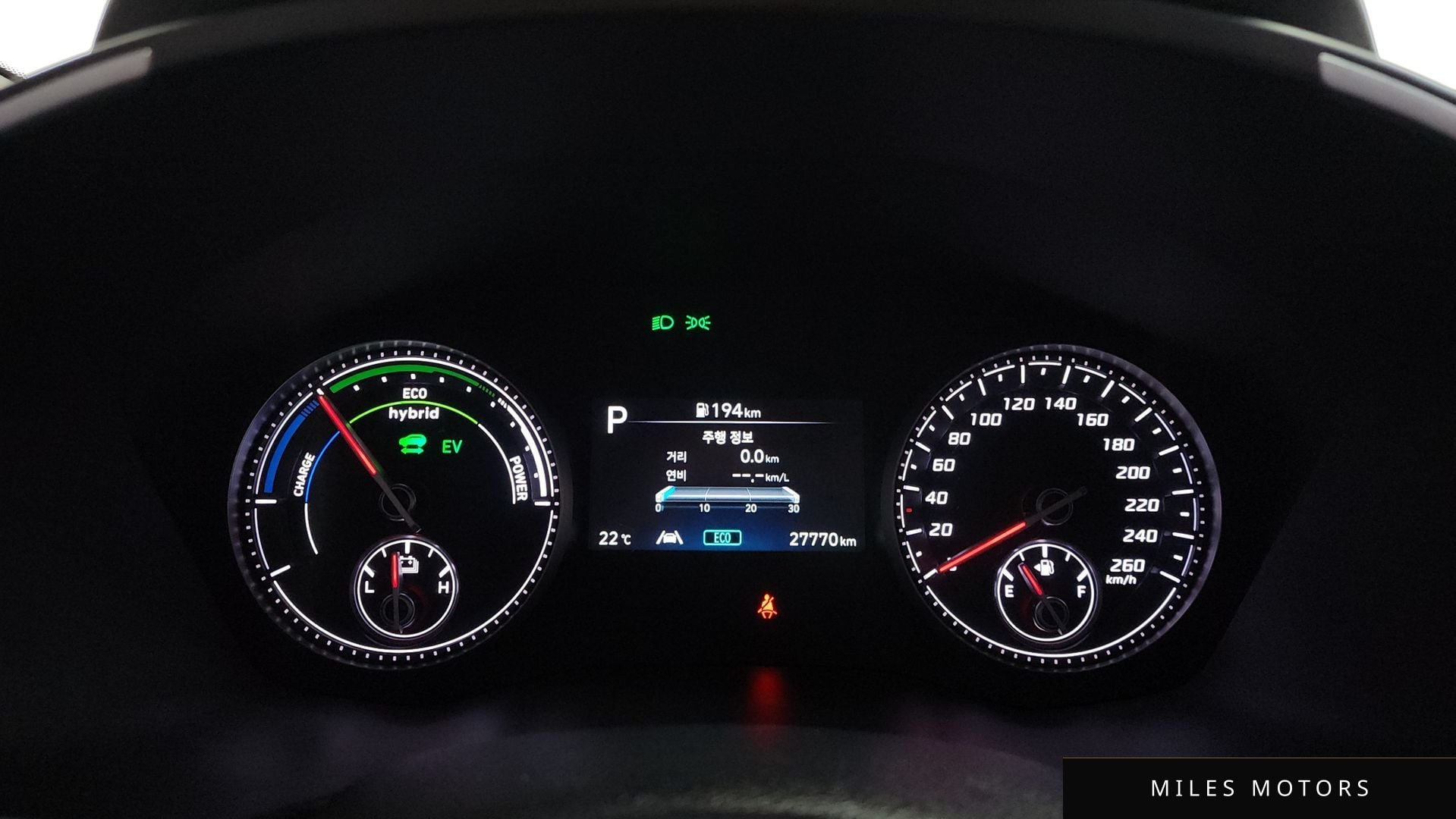 Hyundai Santafe 2022 — миниатюра 10