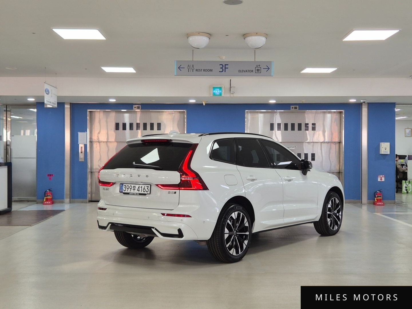 Volvo XC60 2026 — миниатюра 2