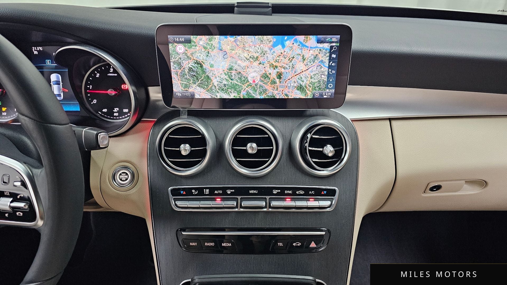 Mercedes-Benz C-클래스 W205 2020 — миниатюра 22