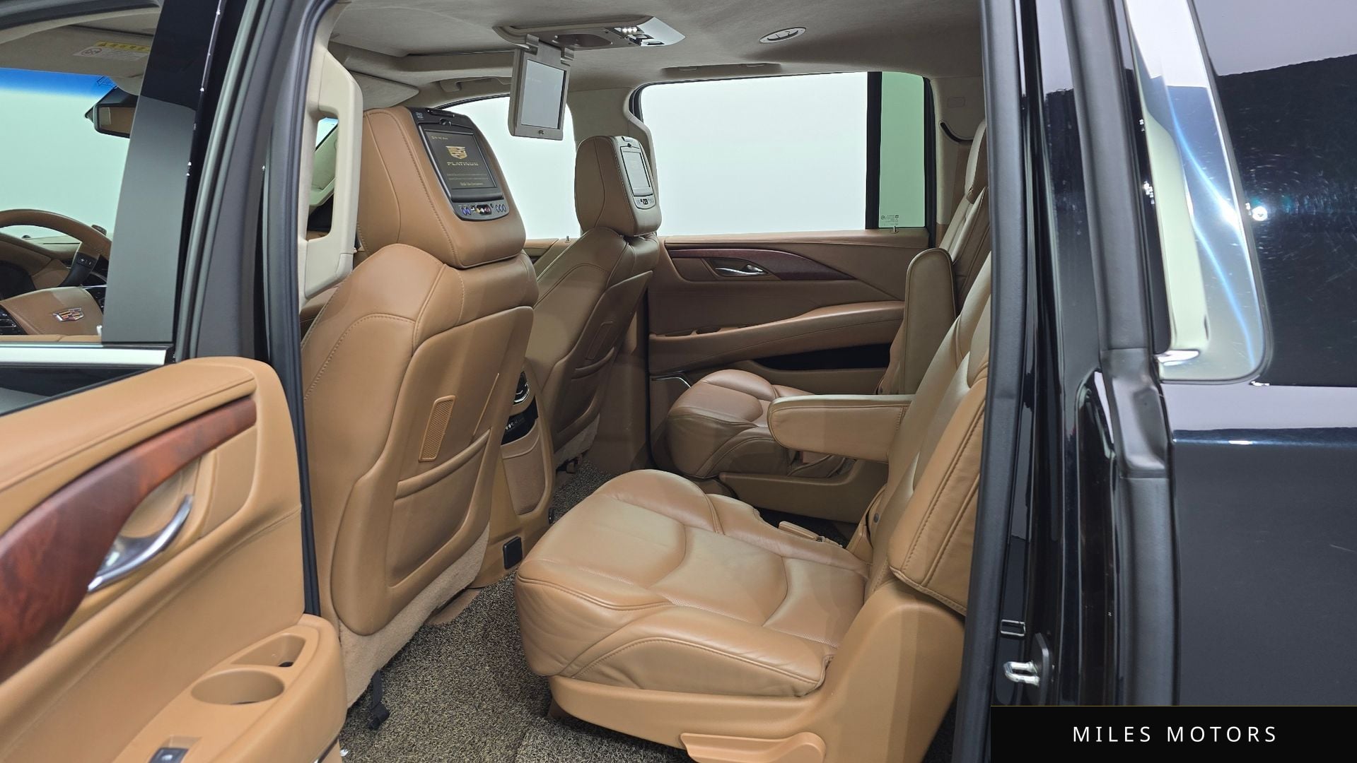 Cadillac 에스컬레이드 2016 — миниатюра 11