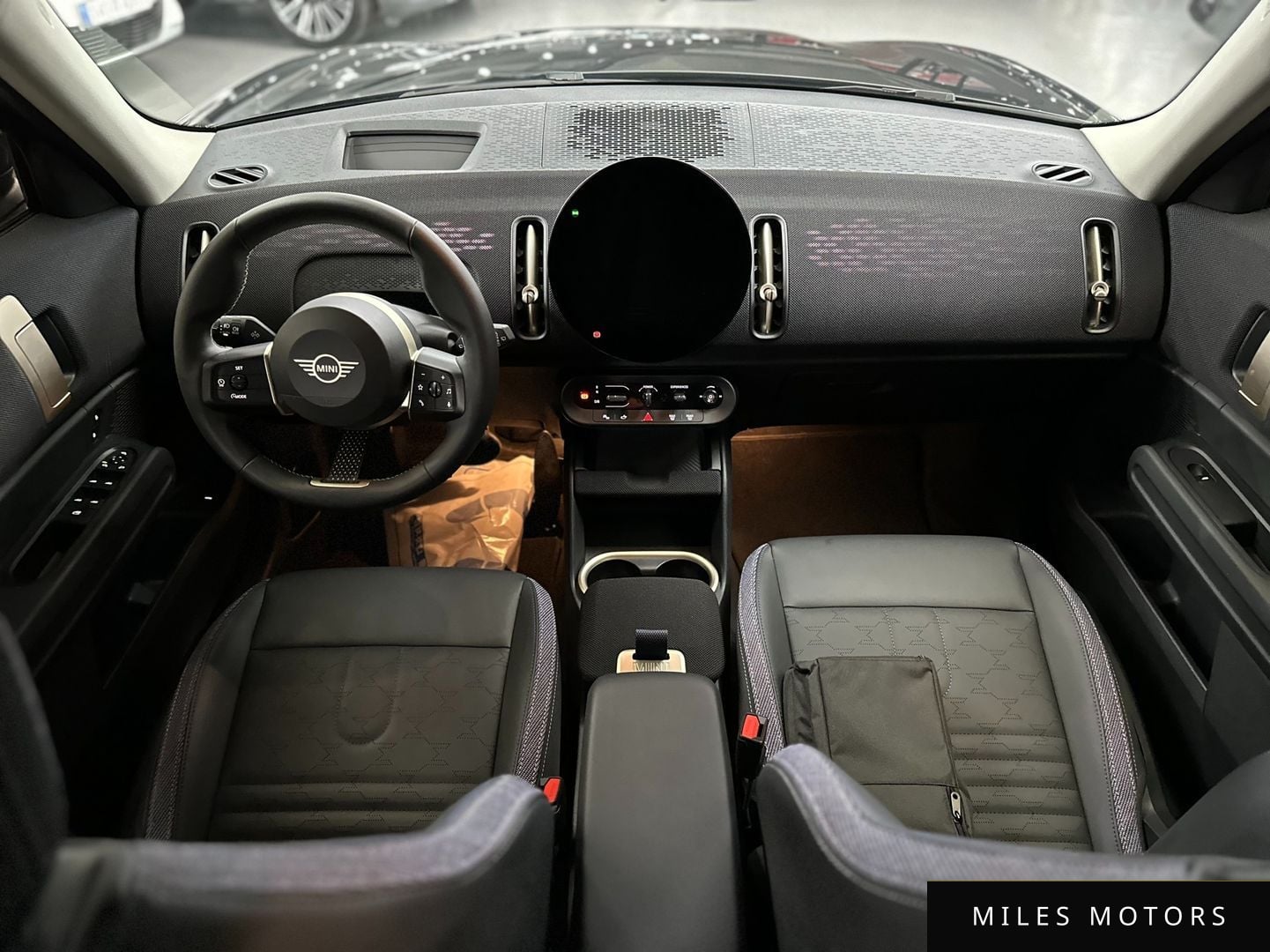 MINI 쿠퍼 컨트리맨 일렉트릭 2025 — миниатюра 7