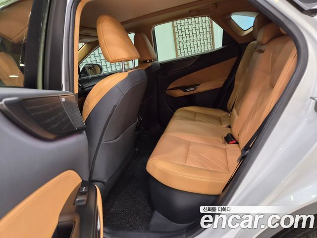 Лексус NX350h 2024 — миниатюра 17
