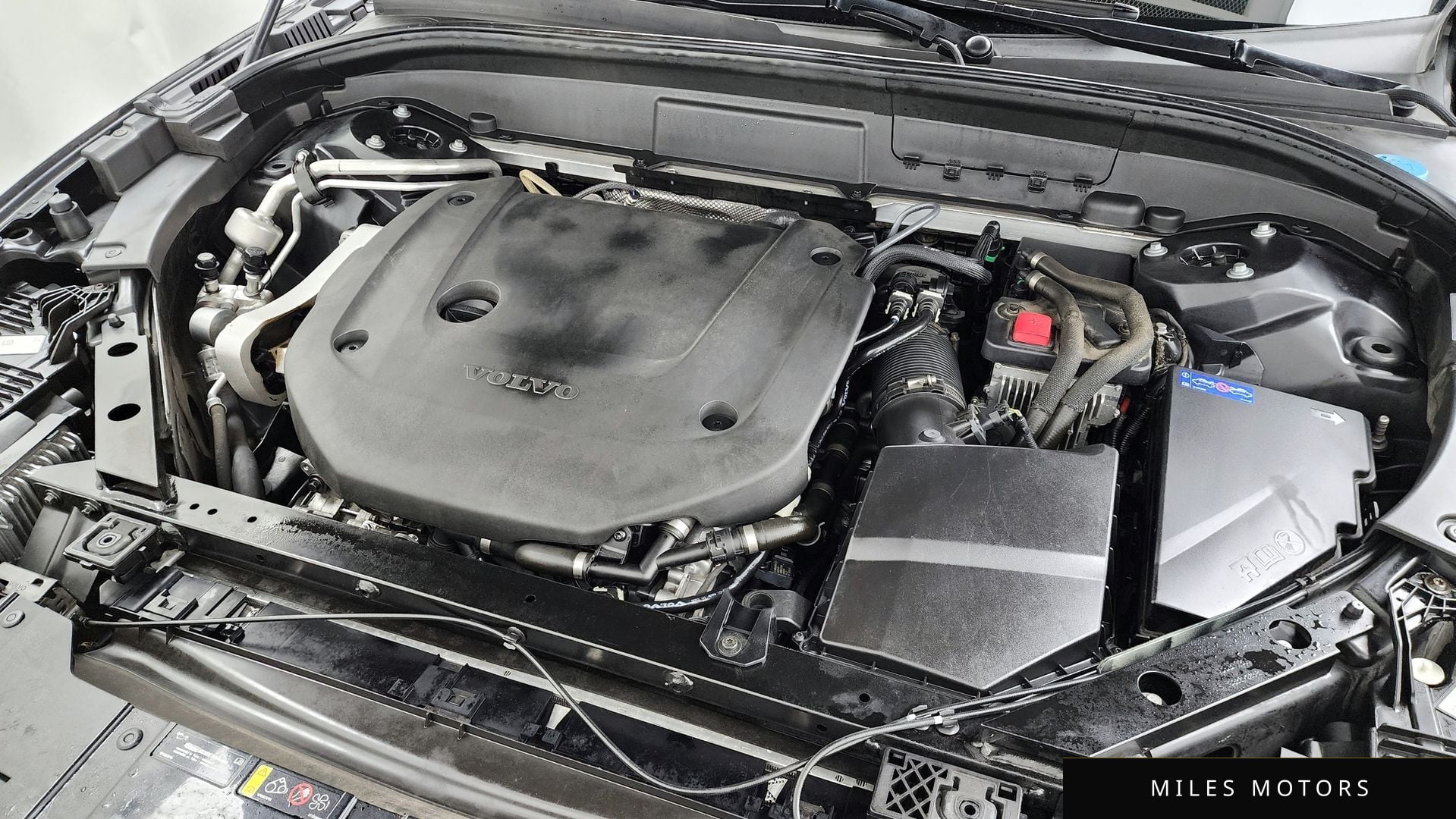 Volvo XC60 2021 — миниатюра 5