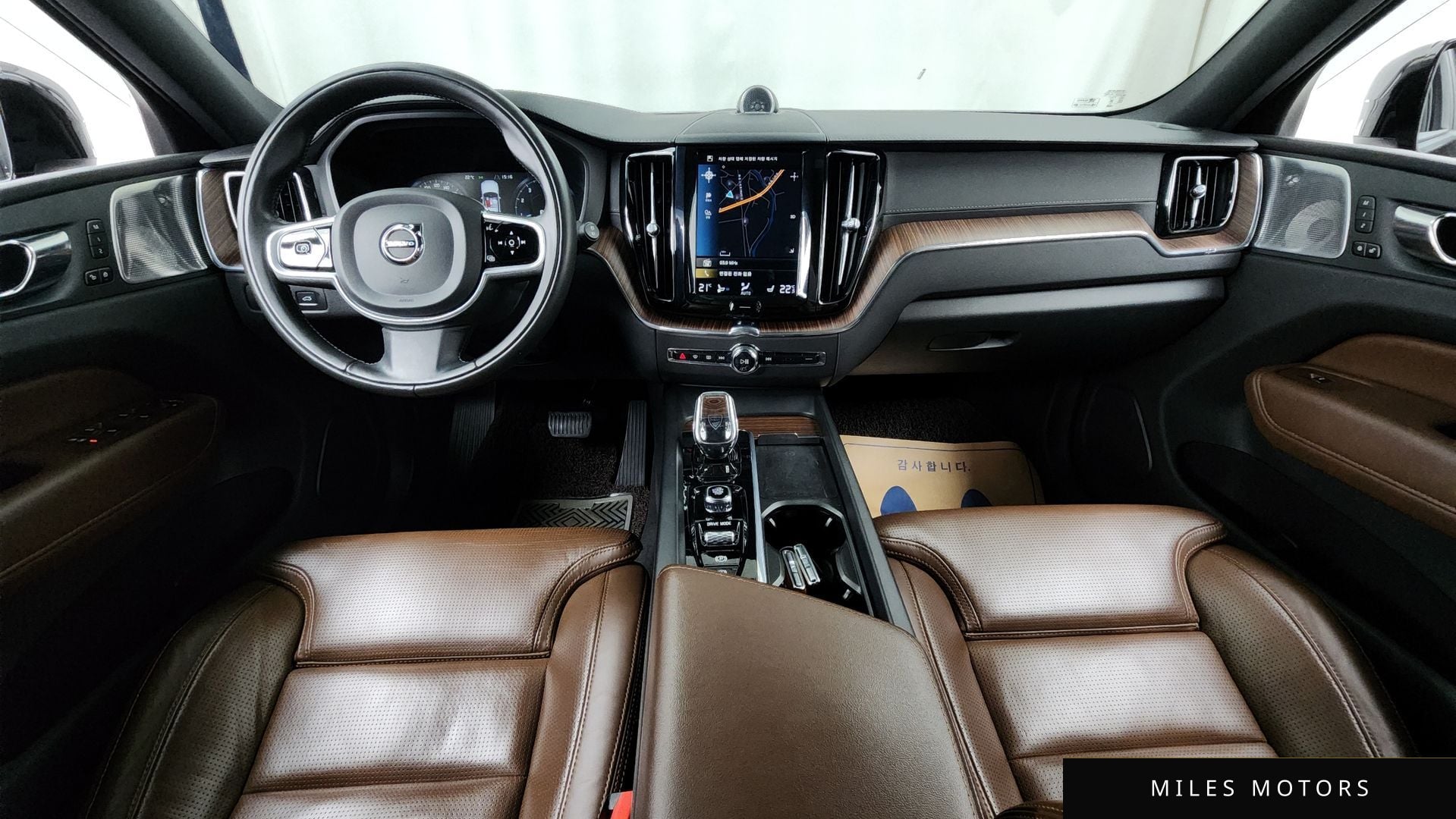 Volvo XC60 2021 — миниатюра 9