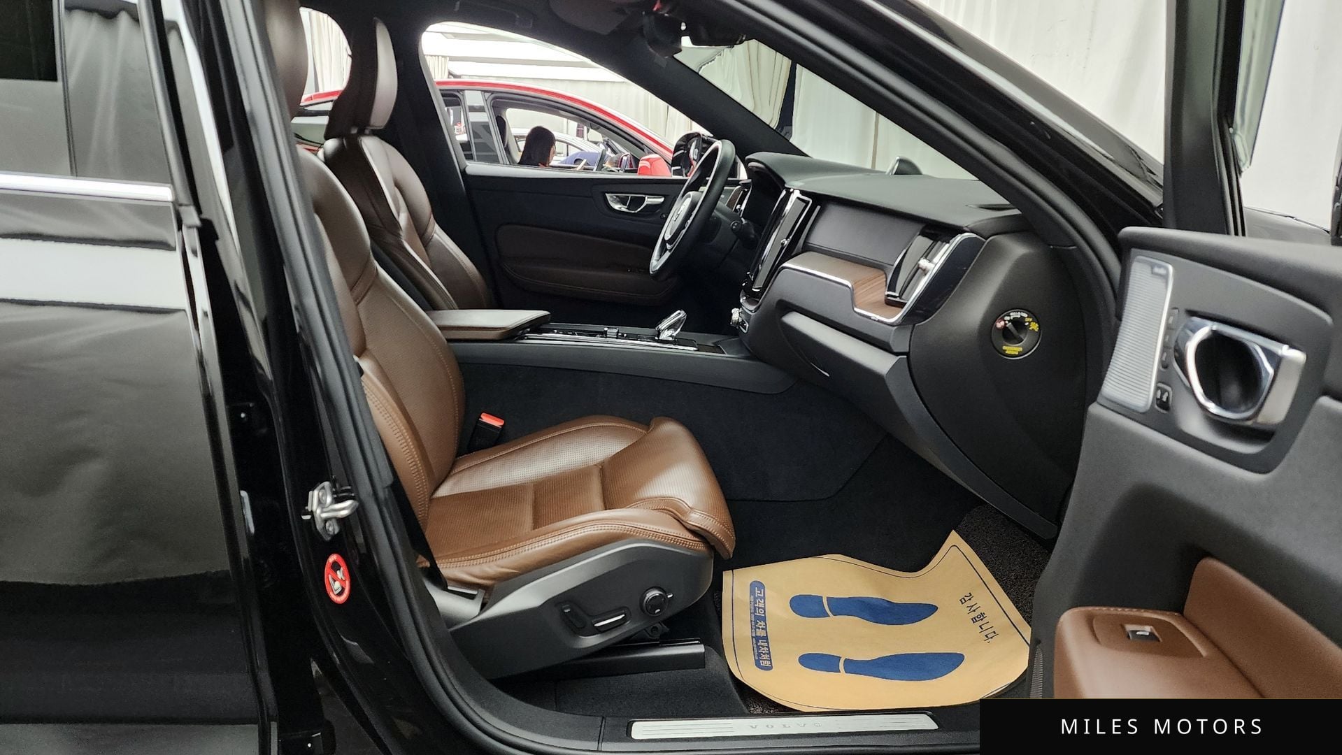 Volvo XC60 2021 — миниатюра 17