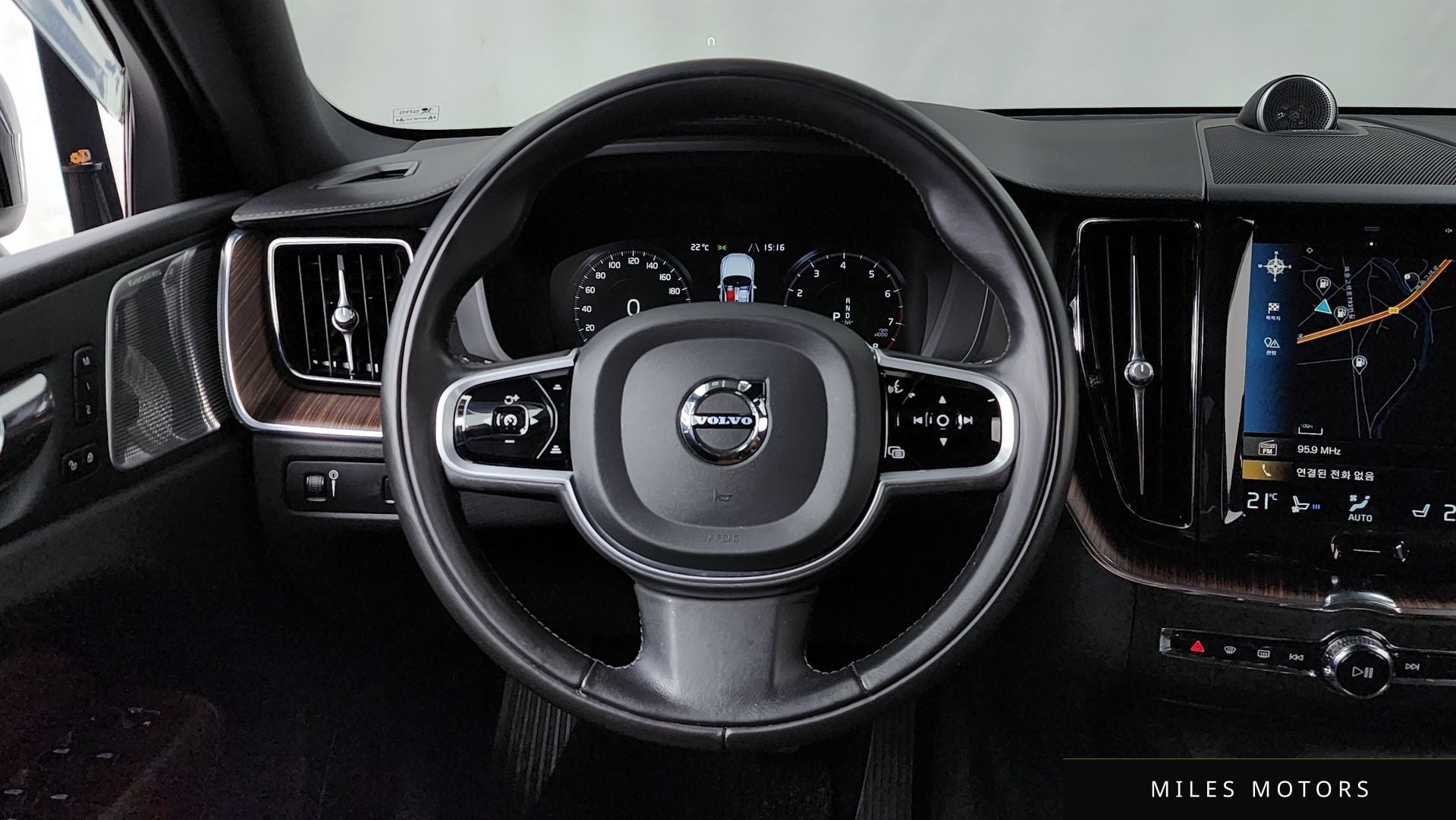 Volvo XC60 2021 — миниатюра 19
