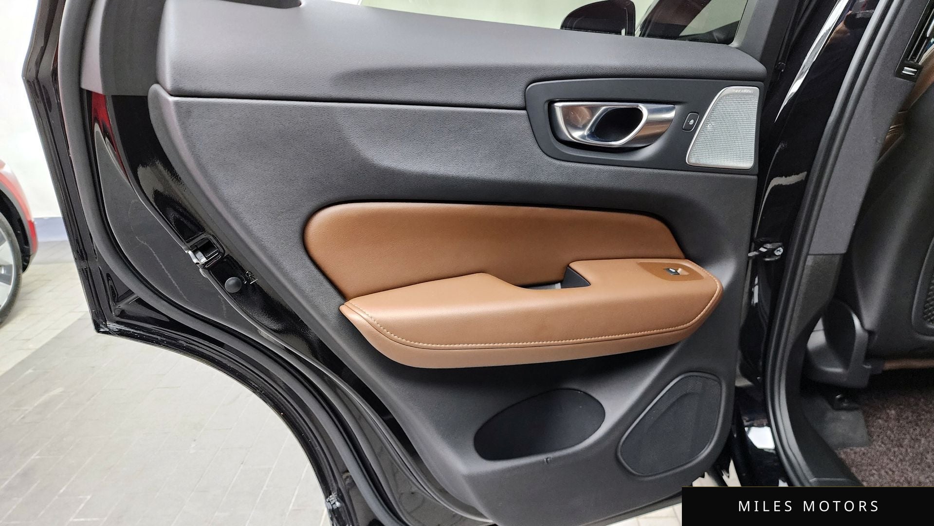 Volvo XC60 2021 — миниатюра 14