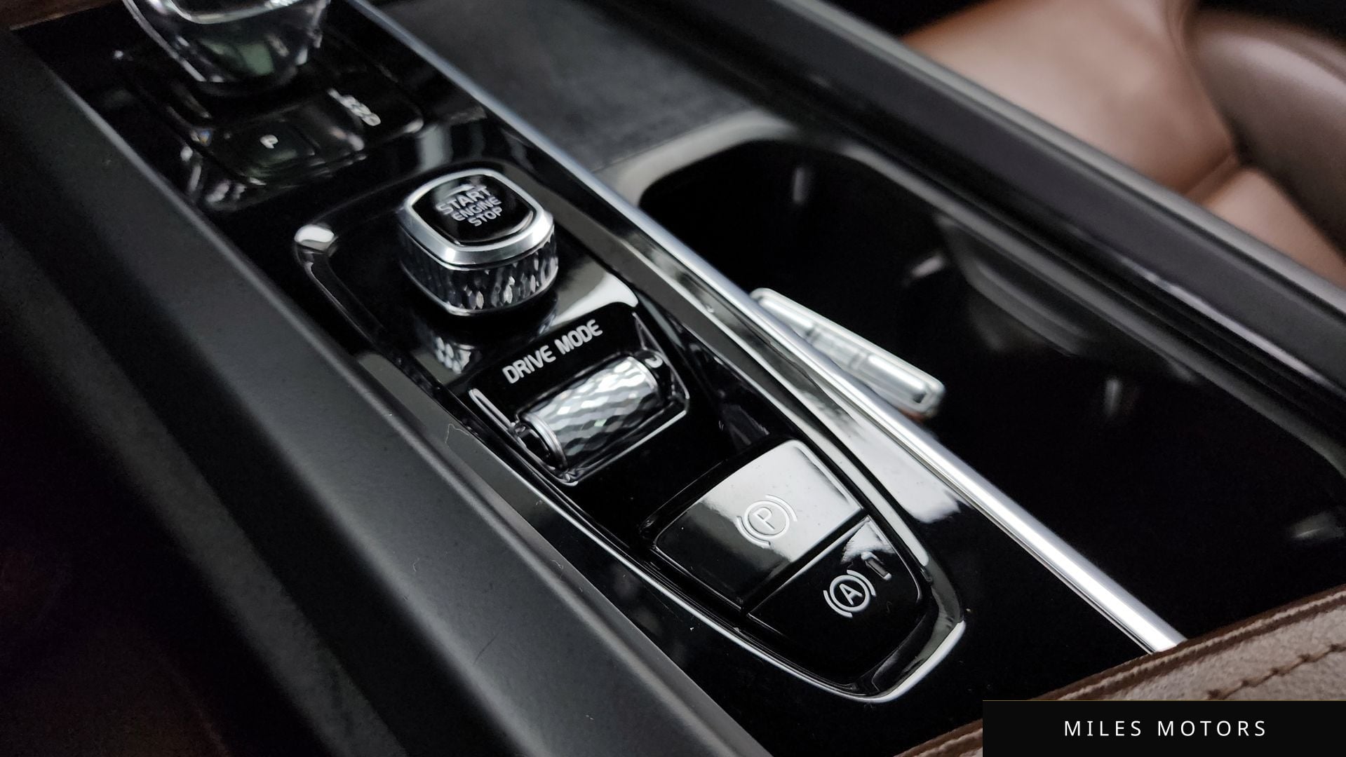 Volvo XC60 2021 — миниатюра 15